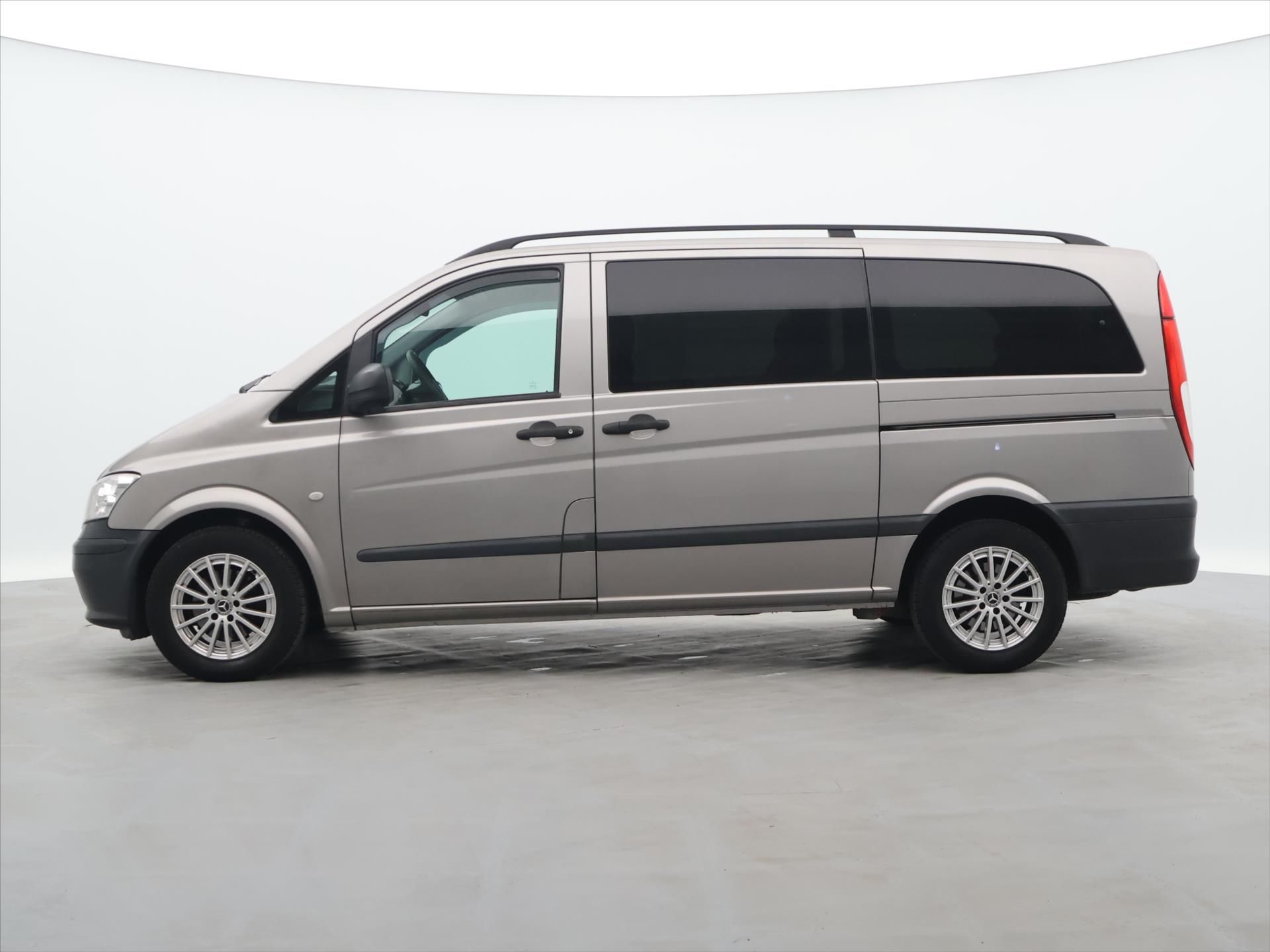 Mercedes-Benz Vito, 3,0 165 kW, 6 míst, Automat - fotka 4