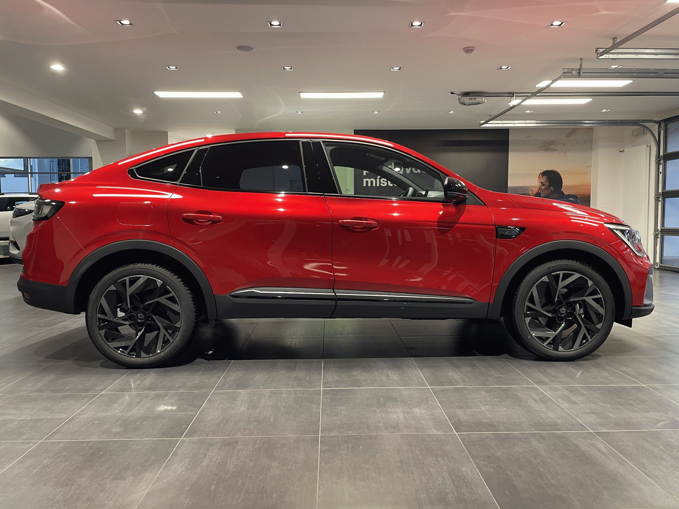 Renault Arkana, Esprit Alpine E-Tech 145k - fotka 5
