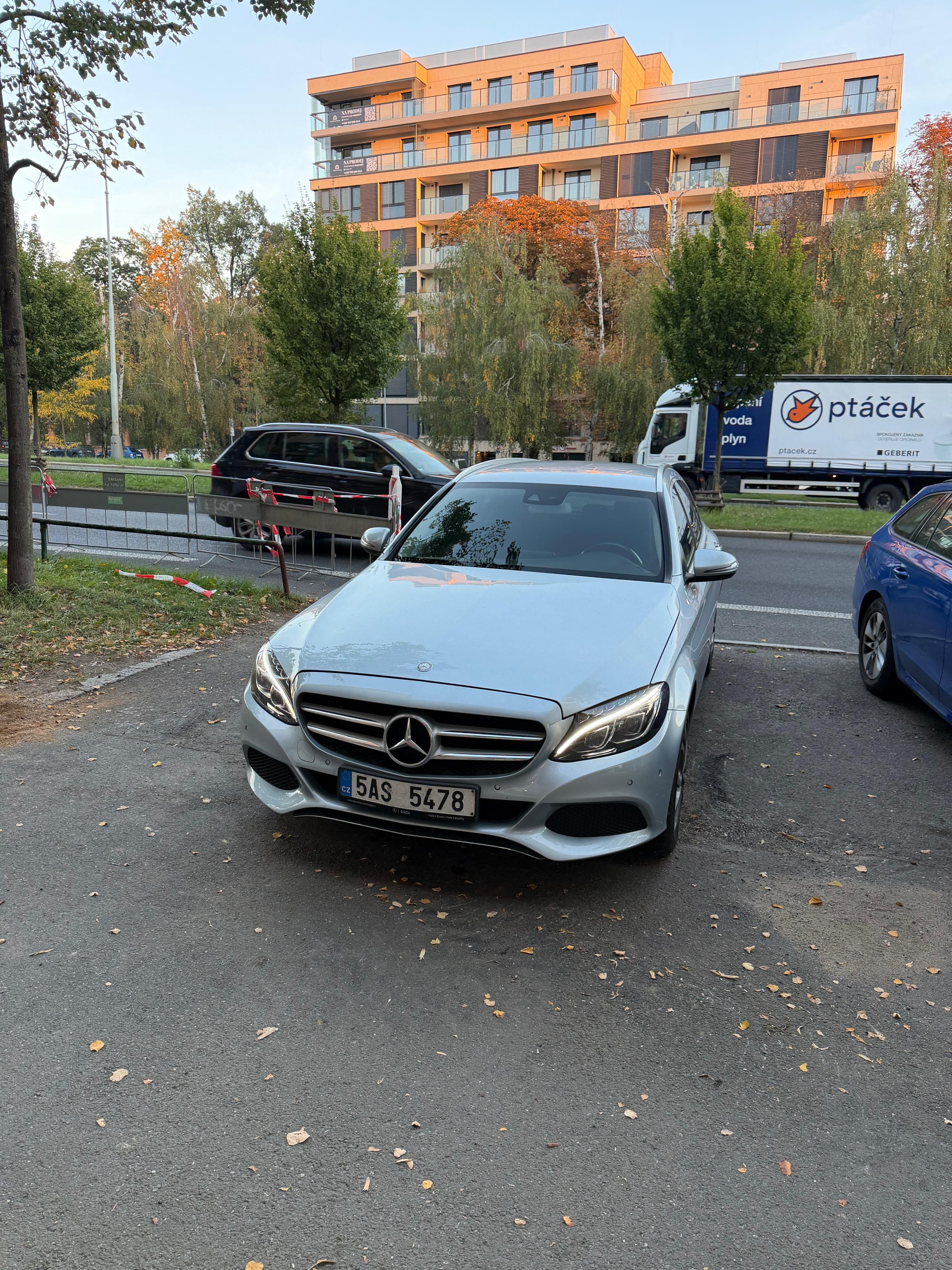 Mercedes-Benz Třídy C, C 250 d 4MATIC Avantgarde 204 - fotka 2