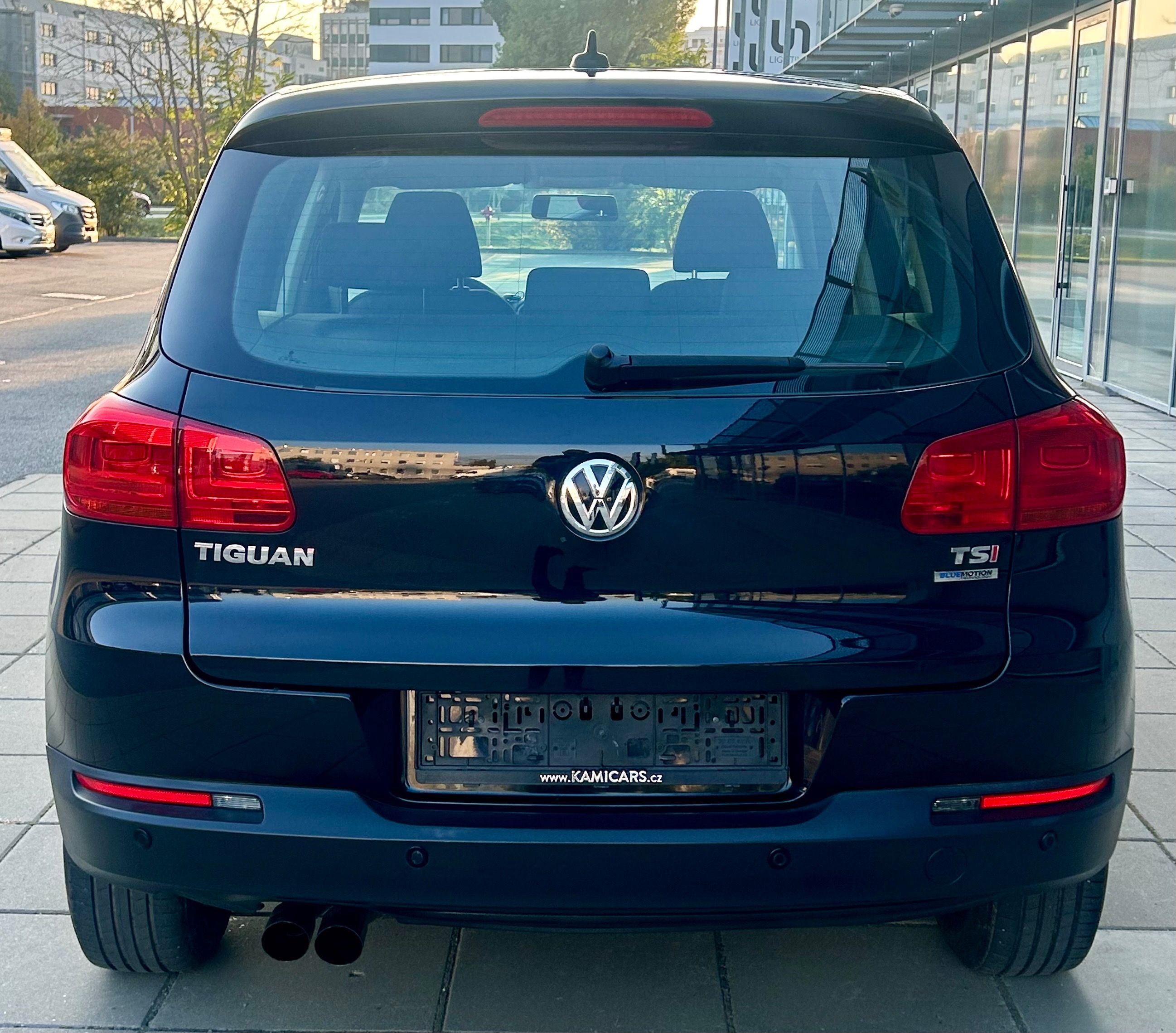 Volkswagen Tiguan, 1.4TSi 90KW NAVI-VYHŘEV-PDC - fotka 5