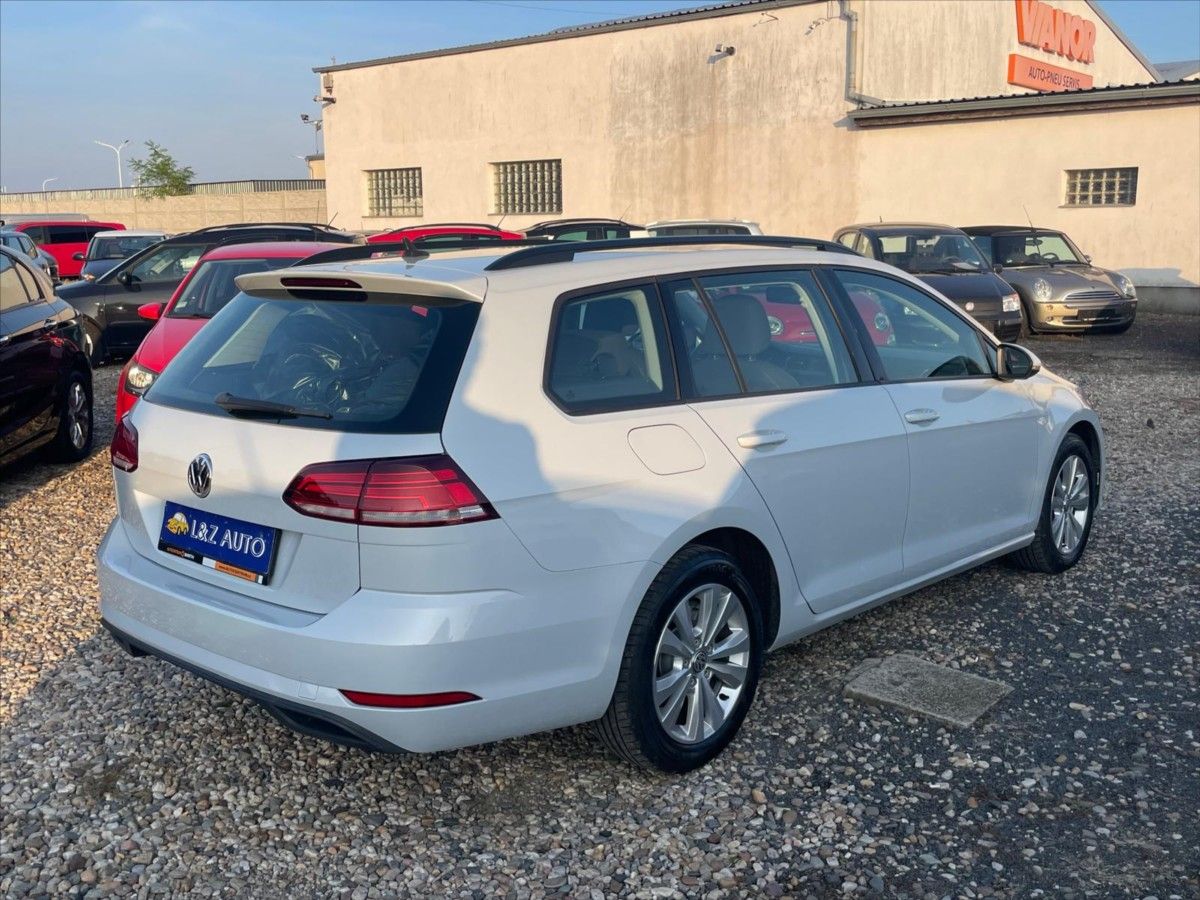 Volkswagen Golf, 1,6 TDi - fotka 6