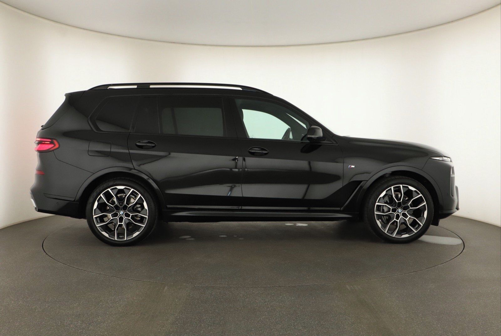 BMW X7, xDrive40d, M SPORT, KEYLESS - fotka 6