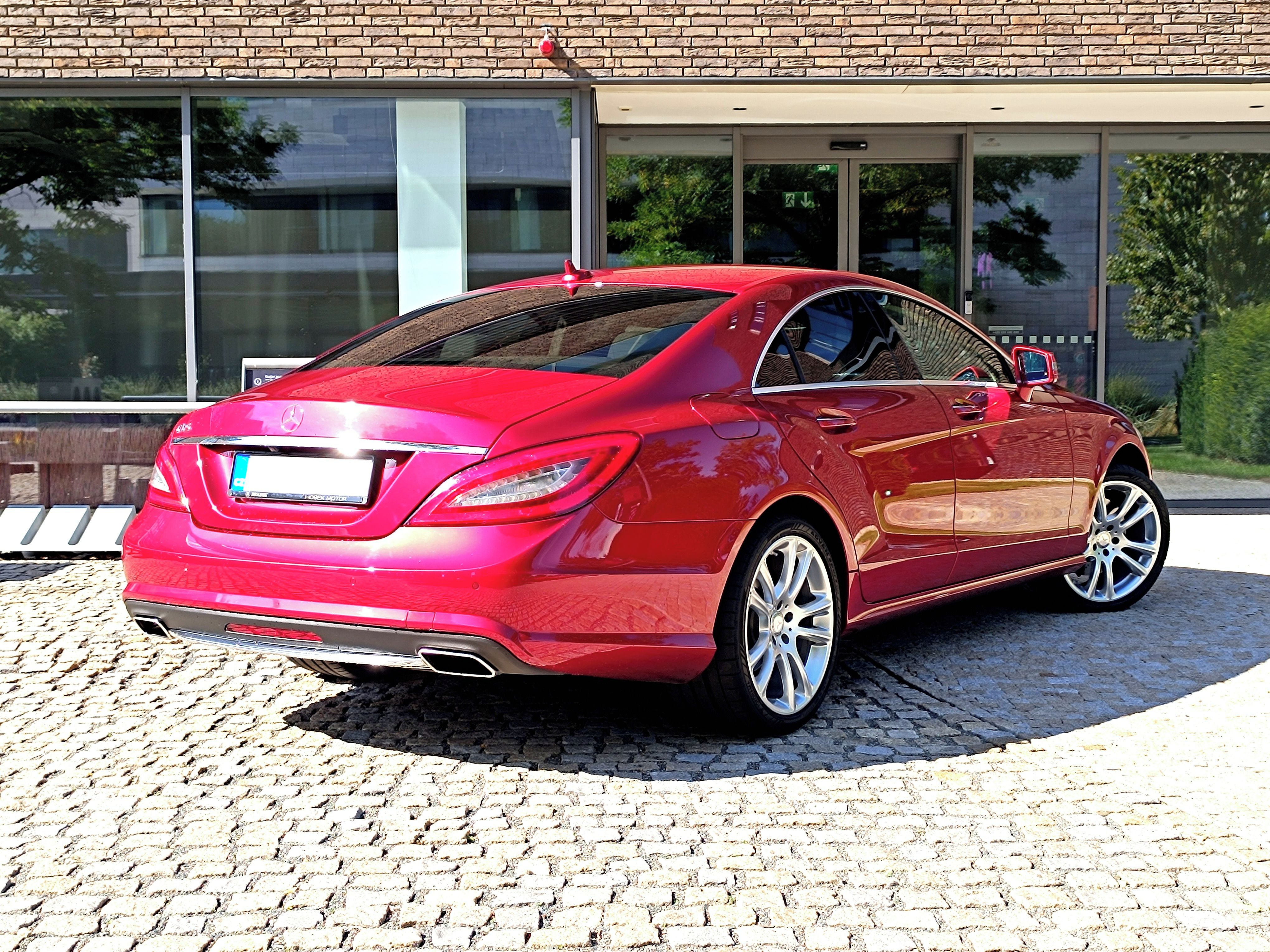 Mercedes-Benz CLS, 350d 4matic AMG, CZ, TOP stav - fotka 5