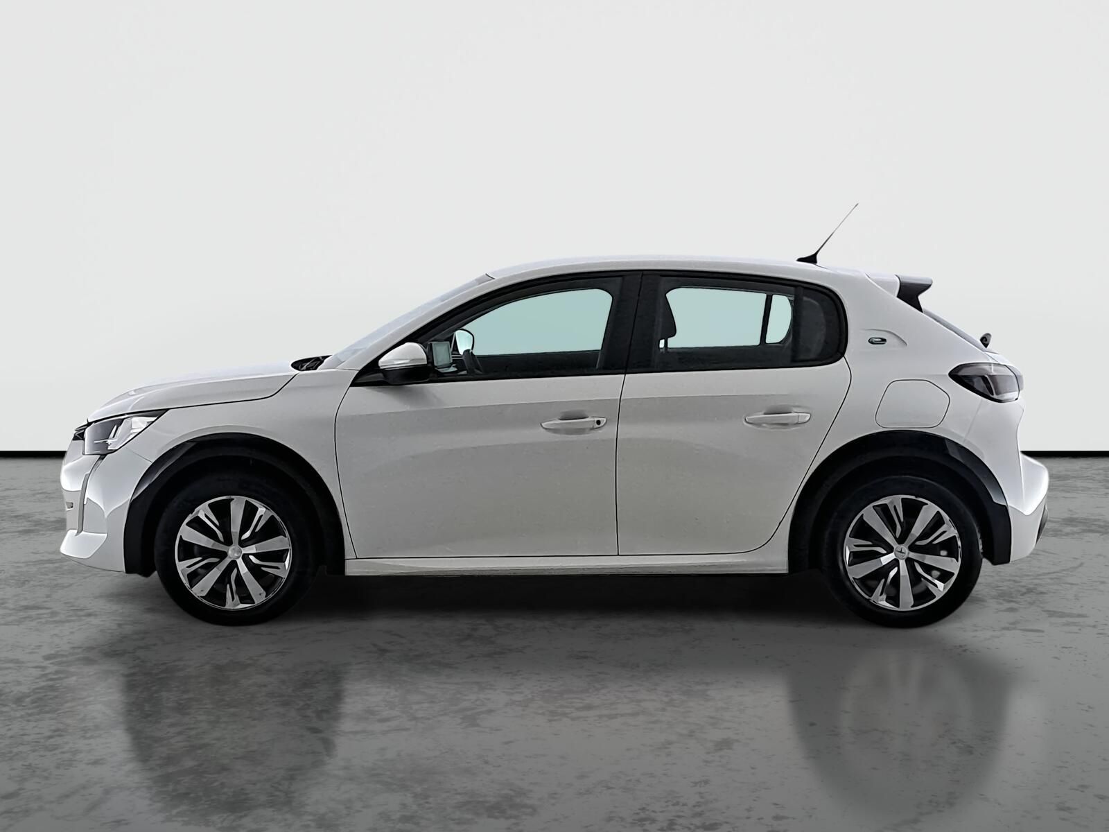 Peugeot 208, 50 kWh, SoH 86%, Active - fotka 3