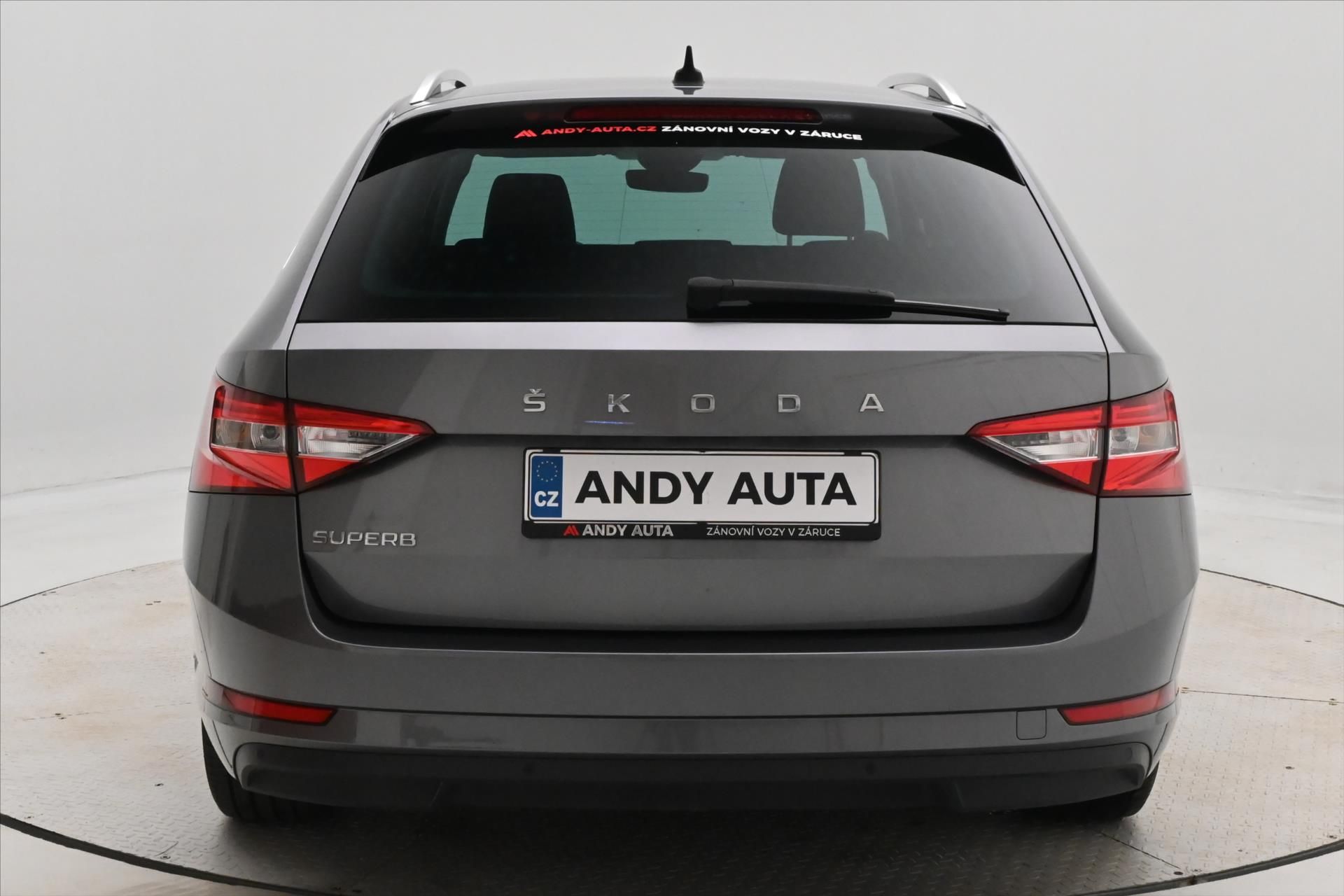 Škoda Superb, 2,0 TDI 110kW DSG Style Záruka - fotka 6