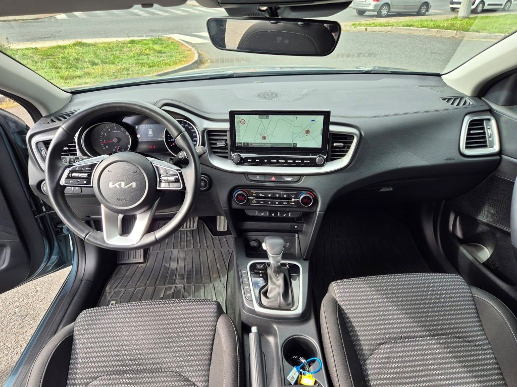 Kia Cee´d, Top + Bussines 1.5 T-GDi 103 k - fotka 5