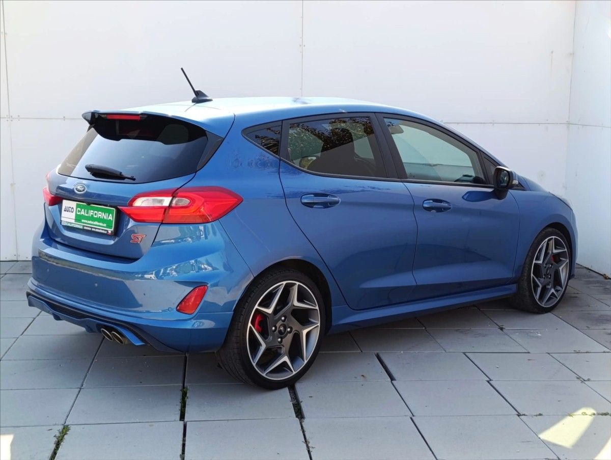 Ford Fiesta, 1,5 ST 147kW Kamera Navi Recar - fotka 6