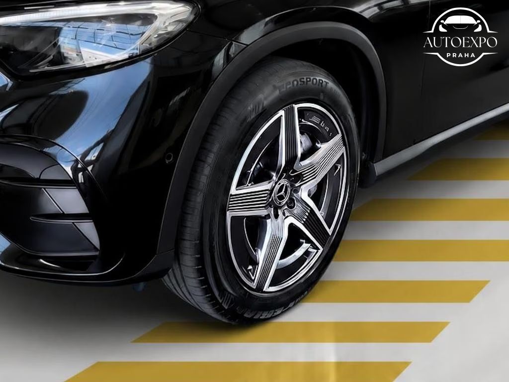 Mercedes-Benz GLC, 300d *AMG 4Matic*Tažné* - fotka 6