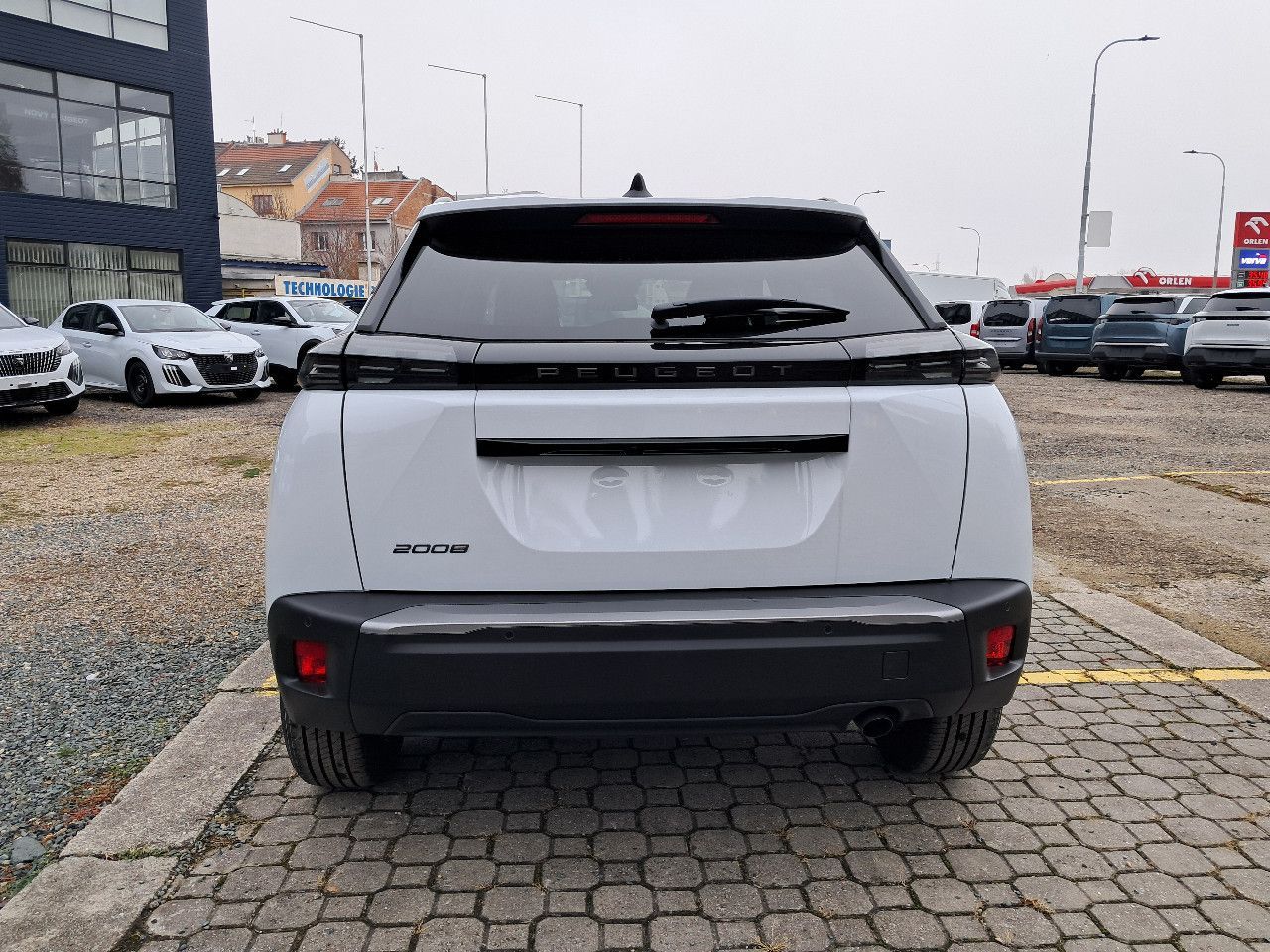 Peugeot 2008, ALLURE Hybrid 145 e-DCS6 - fotka 6