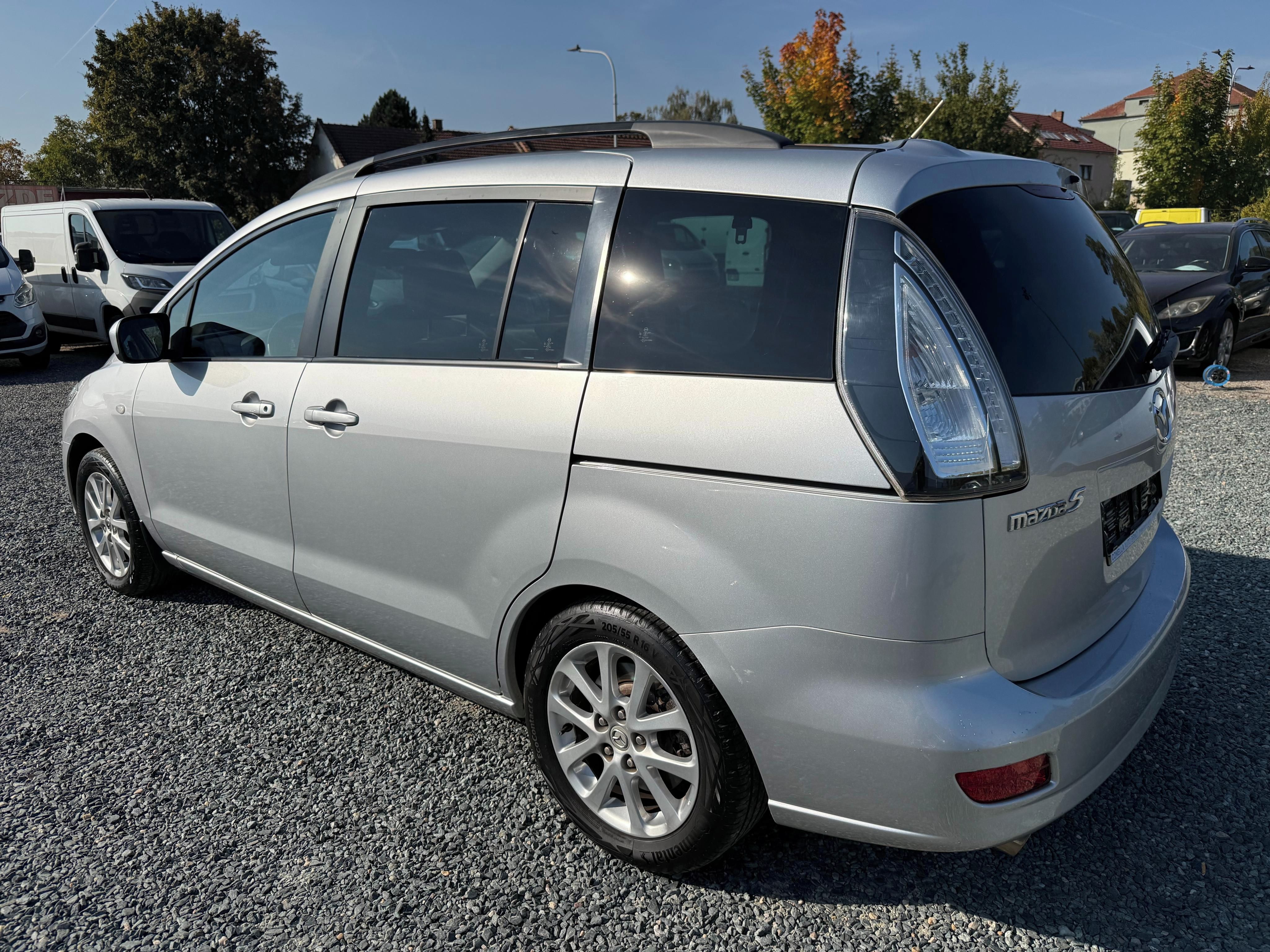 Mazda 5, 2.0 i 107Kw 7-Míst - fotka 5