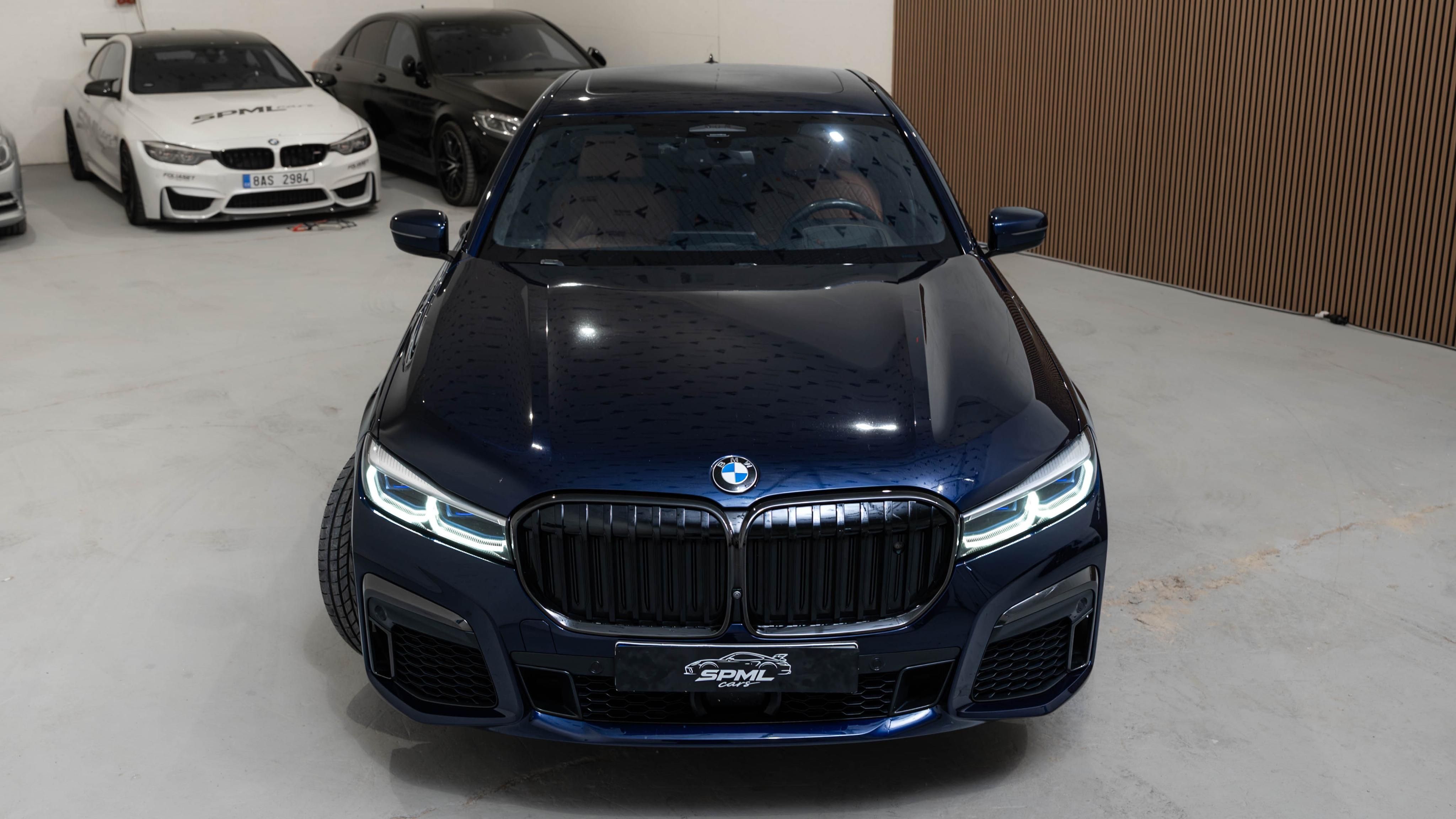 BMW Řada 7, 750i, XDrive - fotka 5