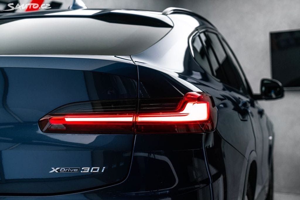 BMW X4, M 30i 4x4 možnost odpočtu DPH - fotka 4