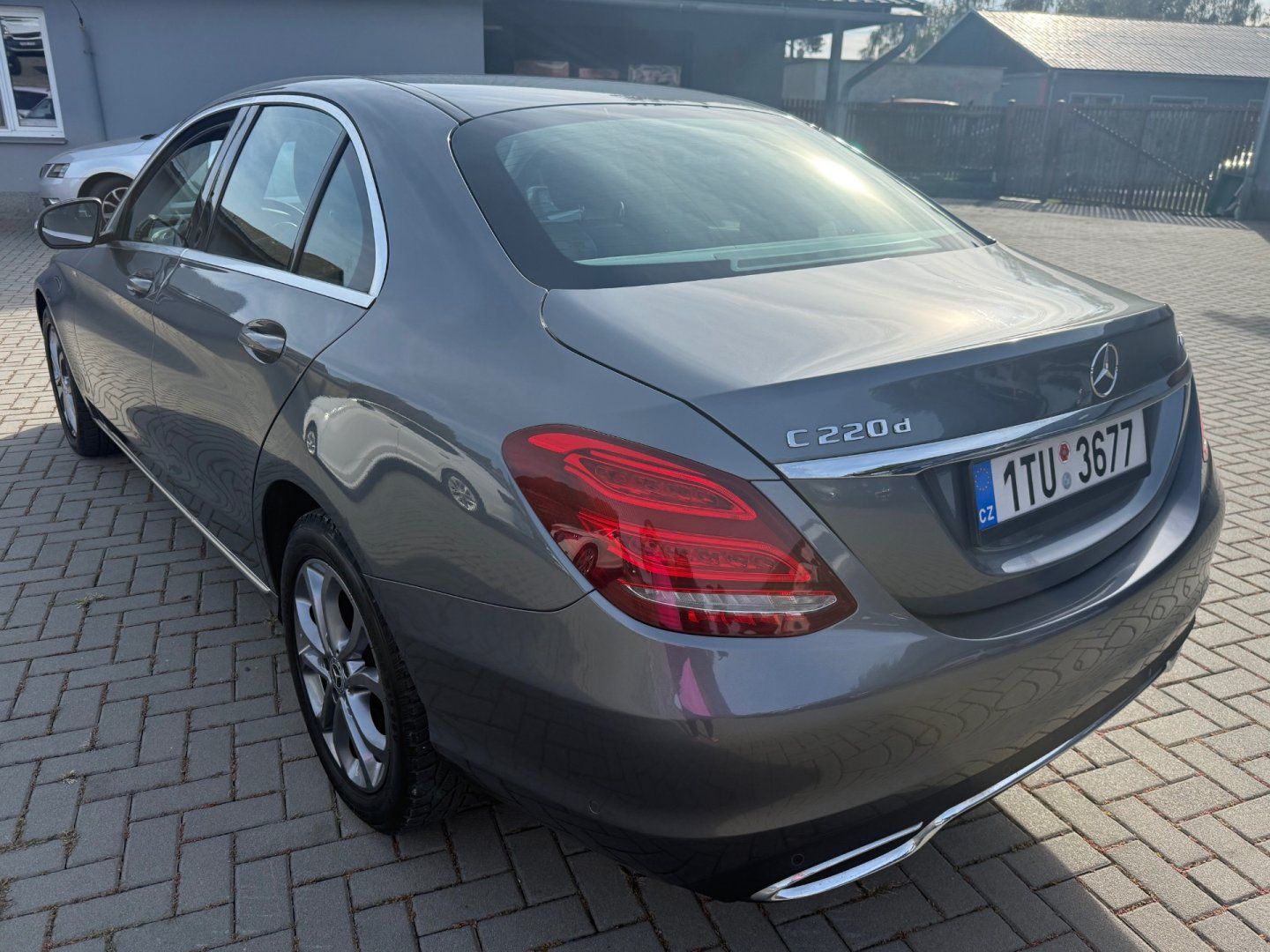 Mercedes-Benz Třídy C, C 220D 4MATIC 60TKM,ČR - fotka 5