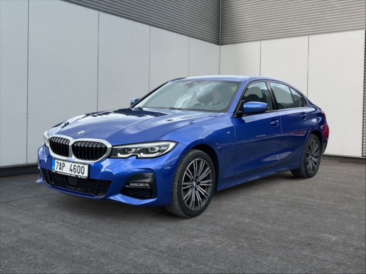 BMW Řada 3, 2,0 320d xDrive M Sport AT - fotka 3