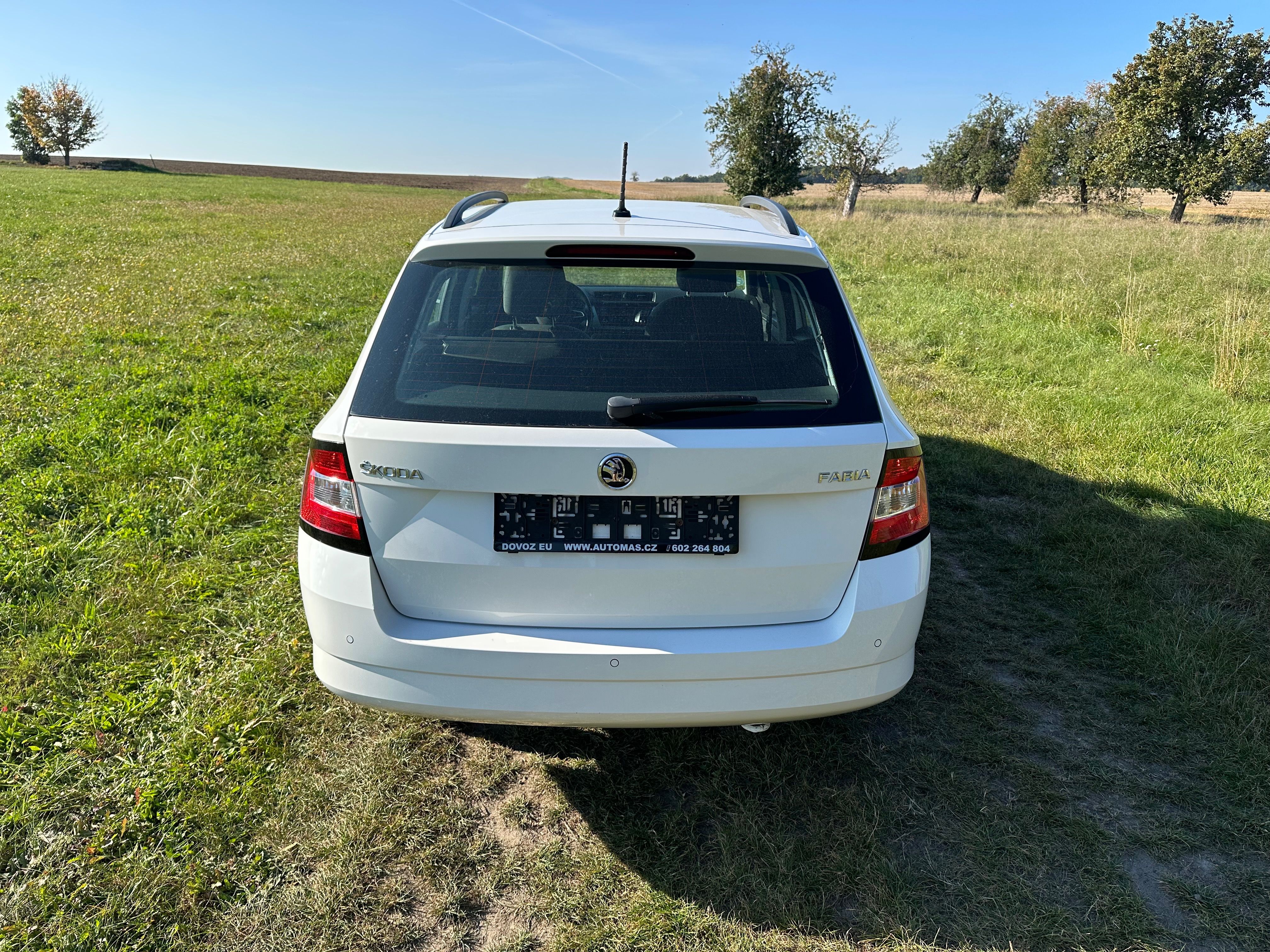 Škoda Fabia, COMBI-1.2TSI-66KW-KLIMATRONIC - fotka 5