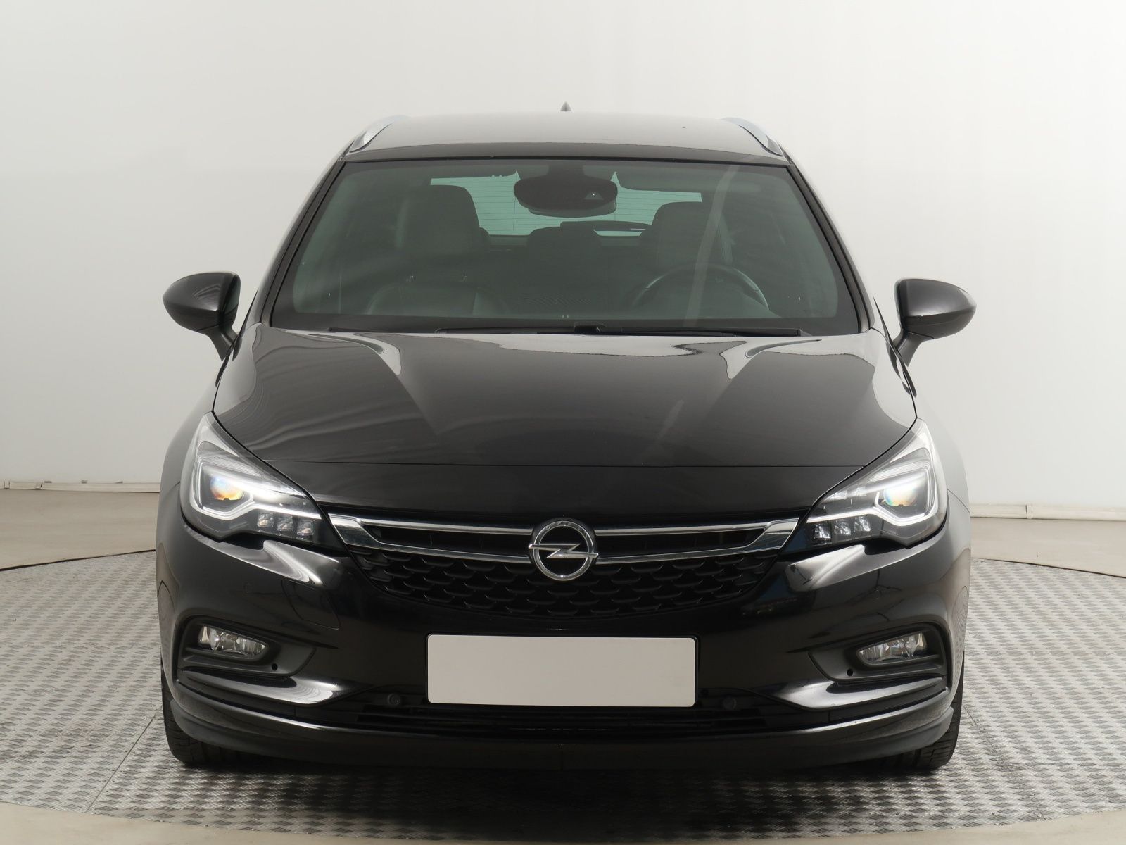 Opel Astra, 1.6 CDTI, Navi, Kožené sedačky - fotka 2