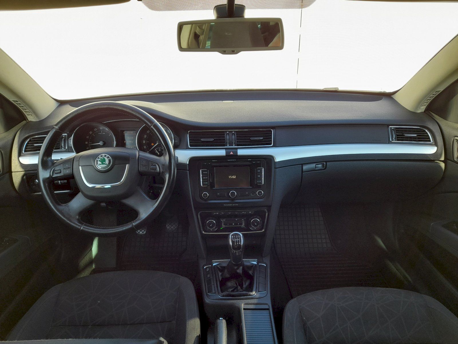 Škoda Superb, Combi Ambition 2.0 TDI 103kW 6 - fotka 5