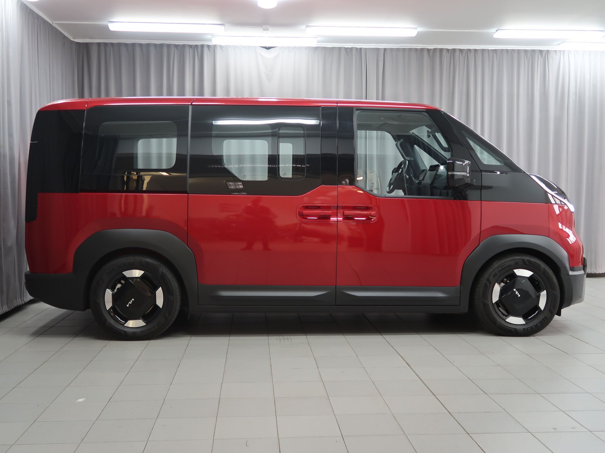 Kia PV5, Elite - Vůz ve výrobě - fotka 4