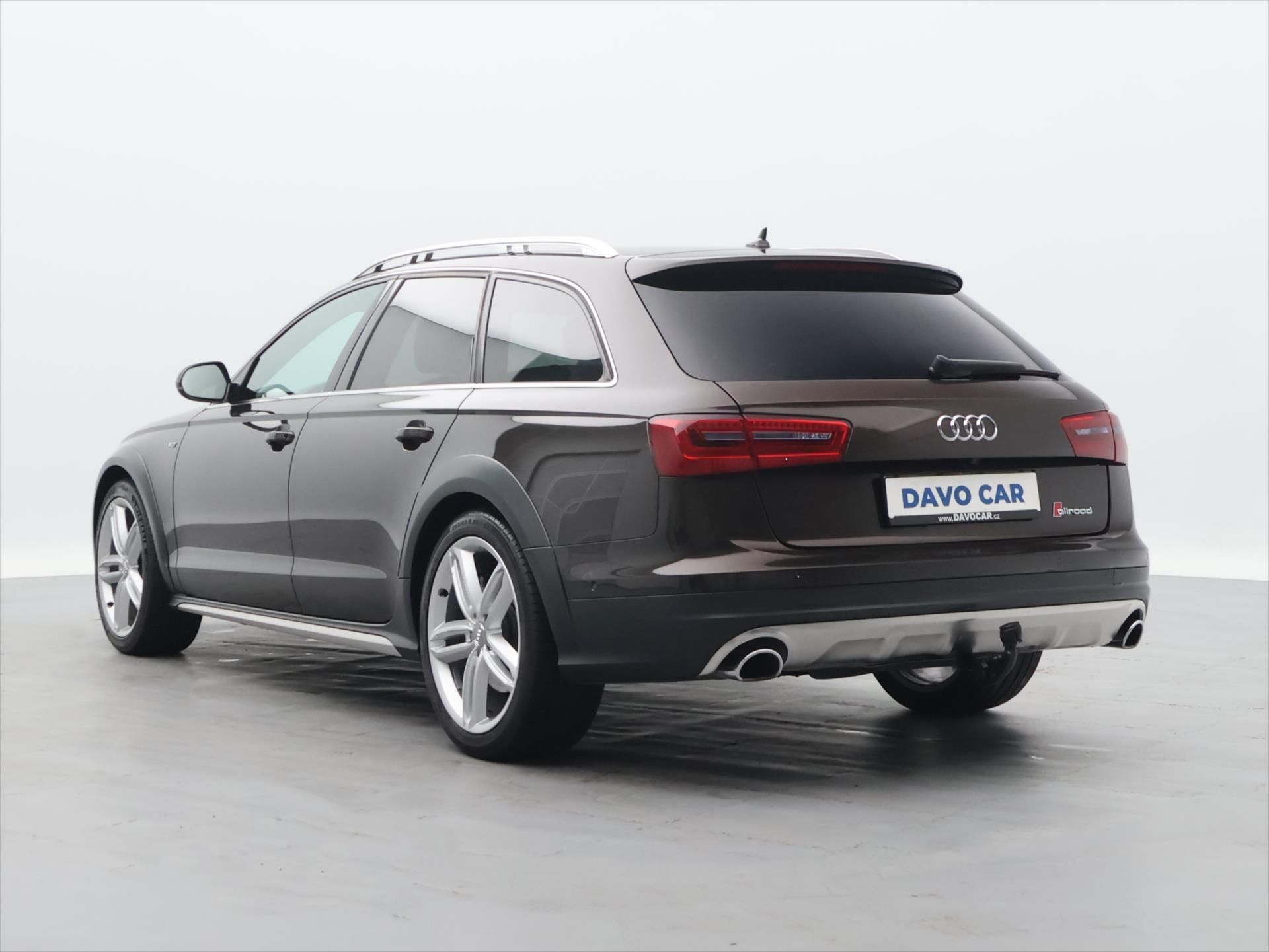 Audi A6 allroad, 3.0 TDI 230kW Quattro S-tronic - fotka 5