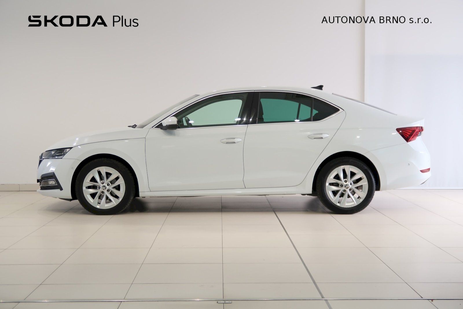 Škoda Octavia, 2.0 TDI 110kW Style PLUS - fotka 3