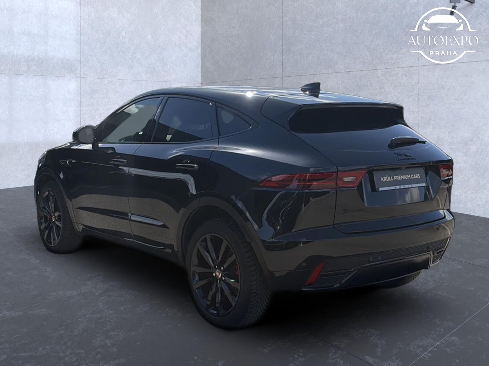 Jaguar E-Pace, D200 R-Dyn. SE *PANORAMA - fotka 5
