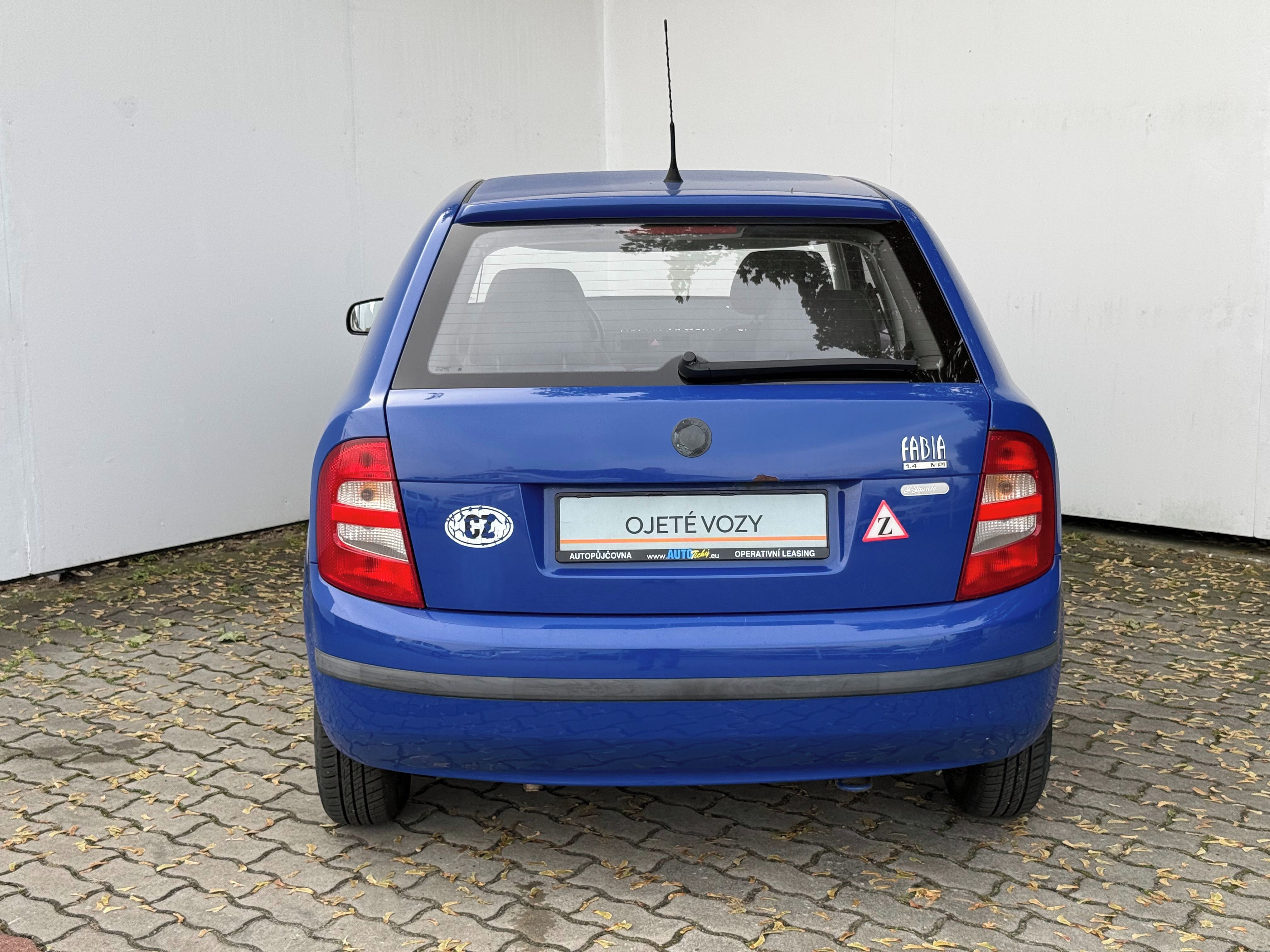 Škoda Fabia, 1,4 MPI / 44 kW - fotka 6