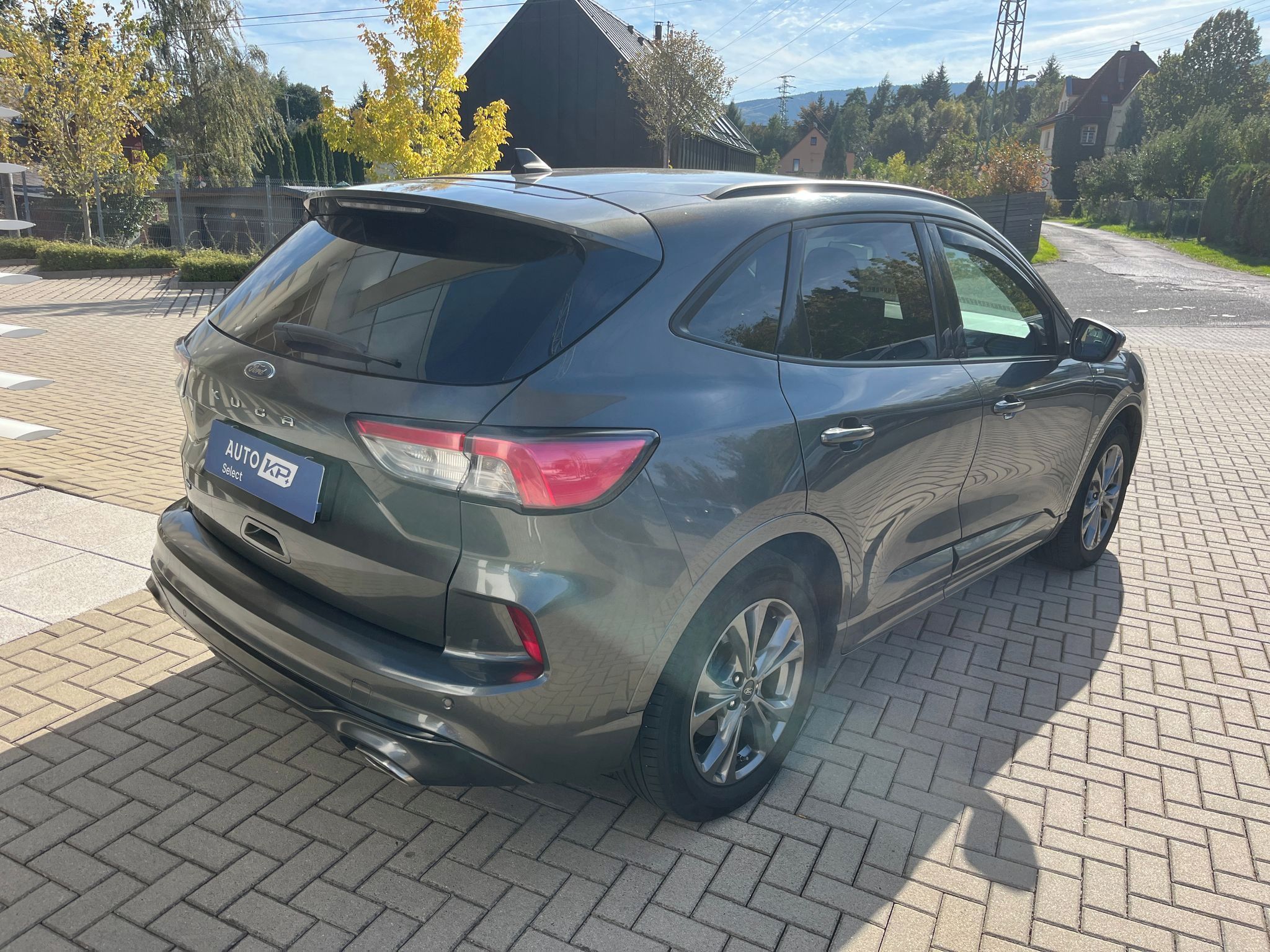 Ford Kuga, 2.0 D 140kW 4x4 ST-Line X 8AT - fotka 6