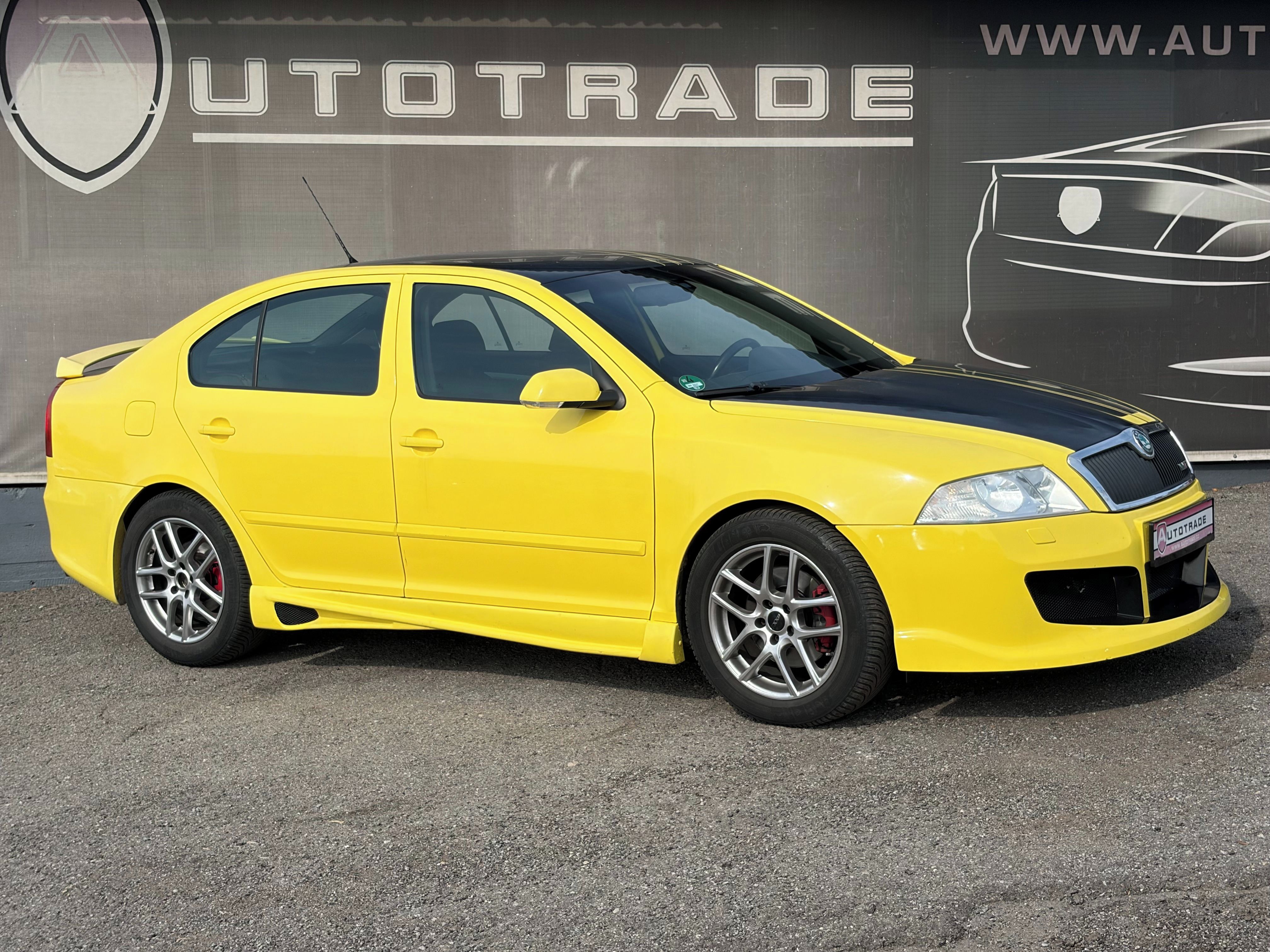 Škoda Octavia, 2.0TDi RS 125kW, Xenon - fotka 6