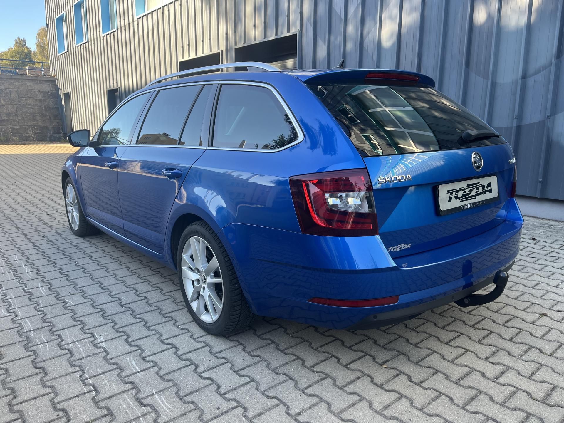 Škoda Octavia, 1,5 TSi DSG/Style/servis/pneu - fotka 3