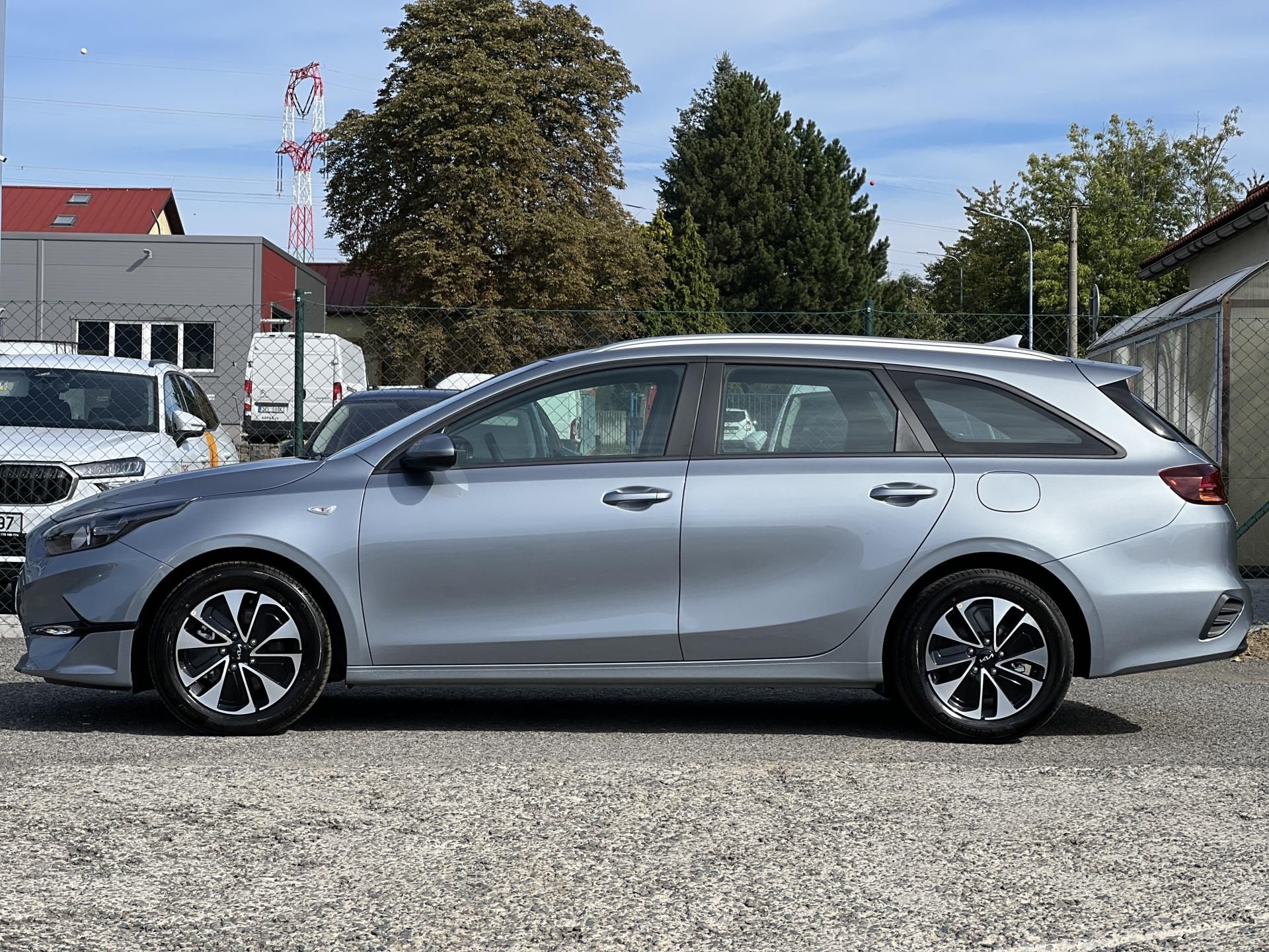 Kia Cee´d SW, SPIN 1.5T-GDi GPF 7DCT odp.DPH - fotka 4