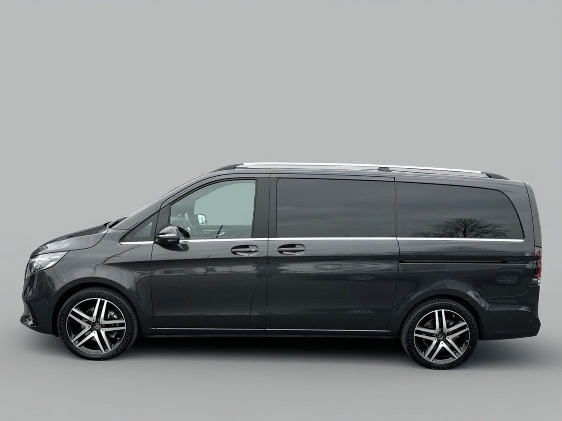 Mercedes-Benz Třídy V, 300d 4M L Avant. AIRMATIC 360 - fotka 3