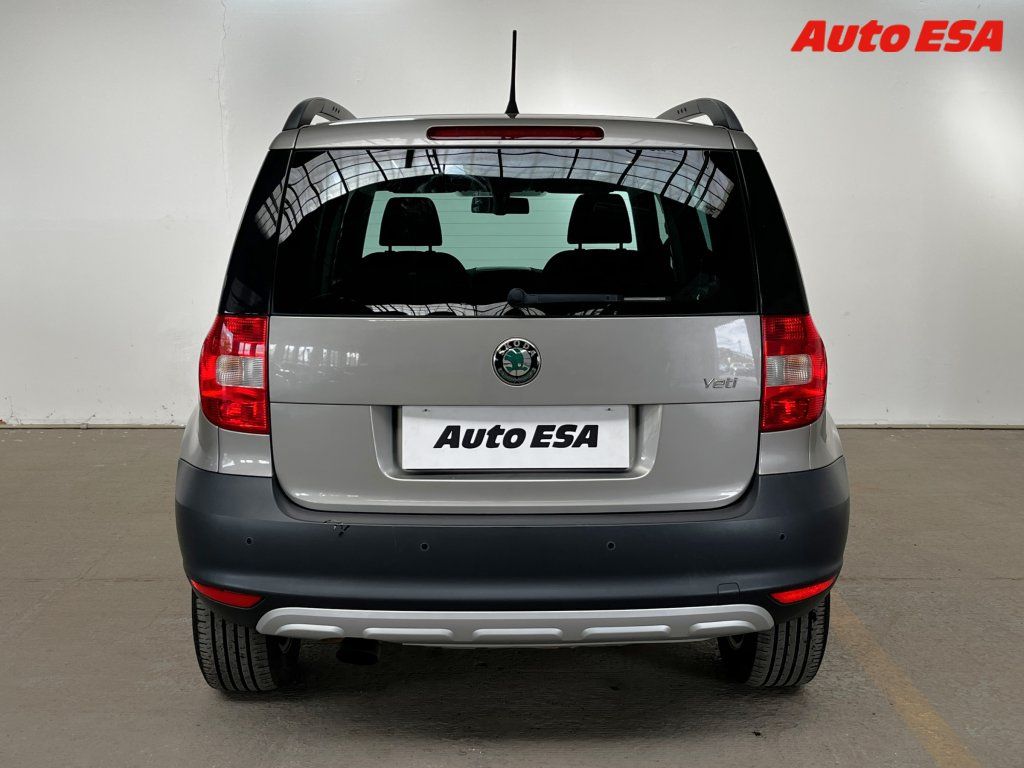 Škoda Yeti, 1.2 TSi,Ambition,panor - fotka 5