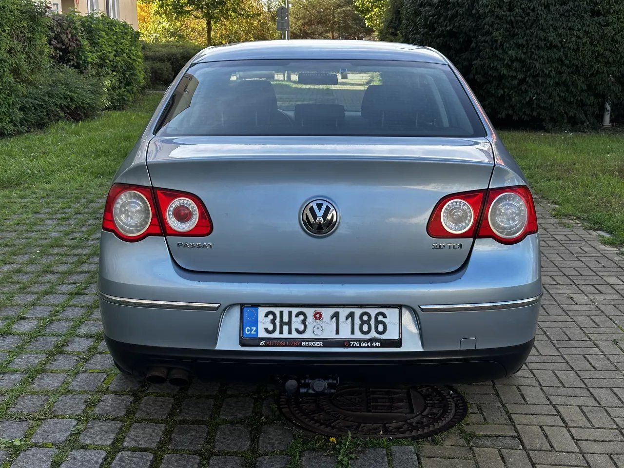 Volkswagen Passat, 2.0 TDI 103kW Navi 6st. Manuál - fotka 6