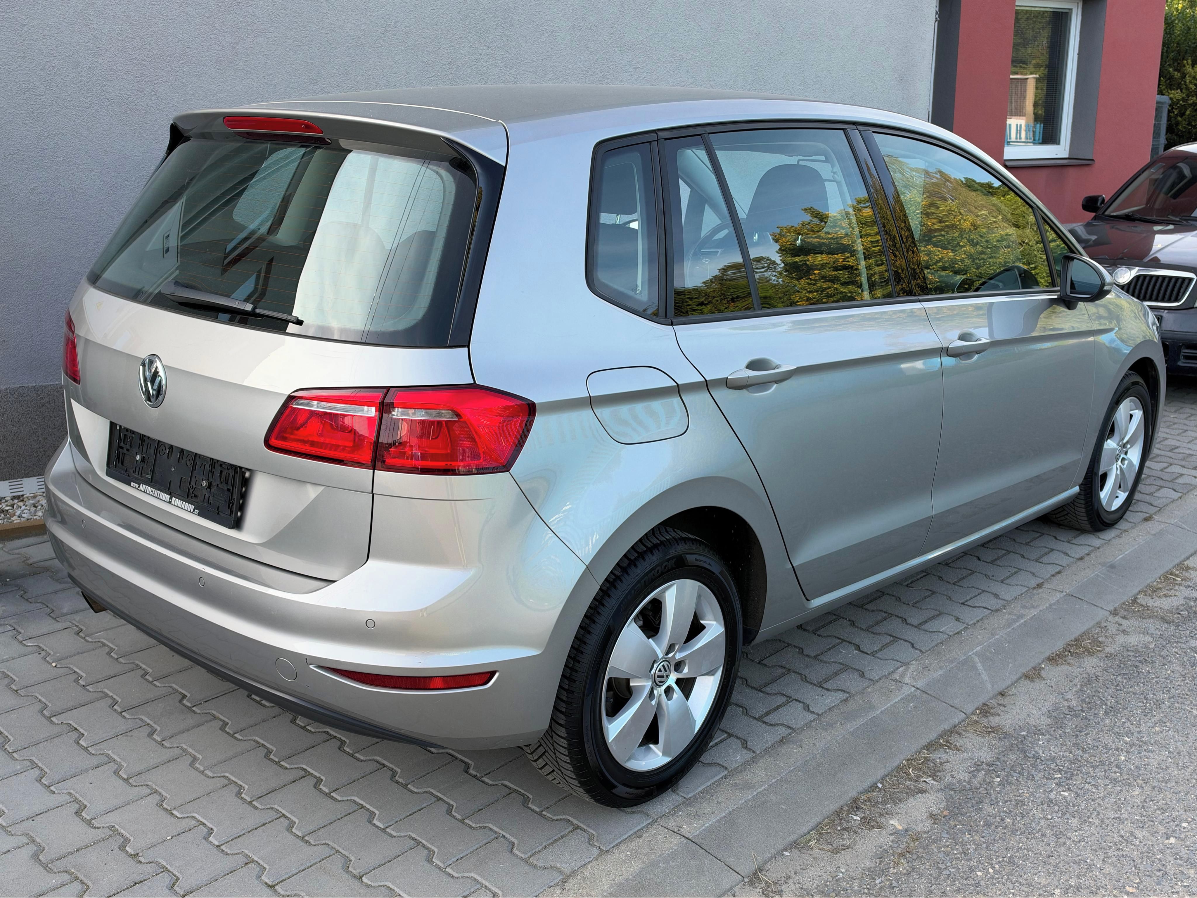 Volkswagen Golf Sportsvan, 1.2 TSI - fotka 5