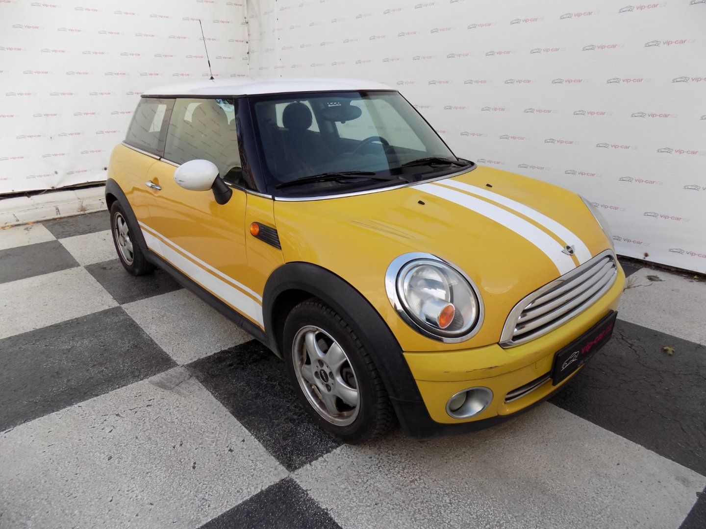 Mini Cooper, 1.6i/Klimatizace/ - fotka 5