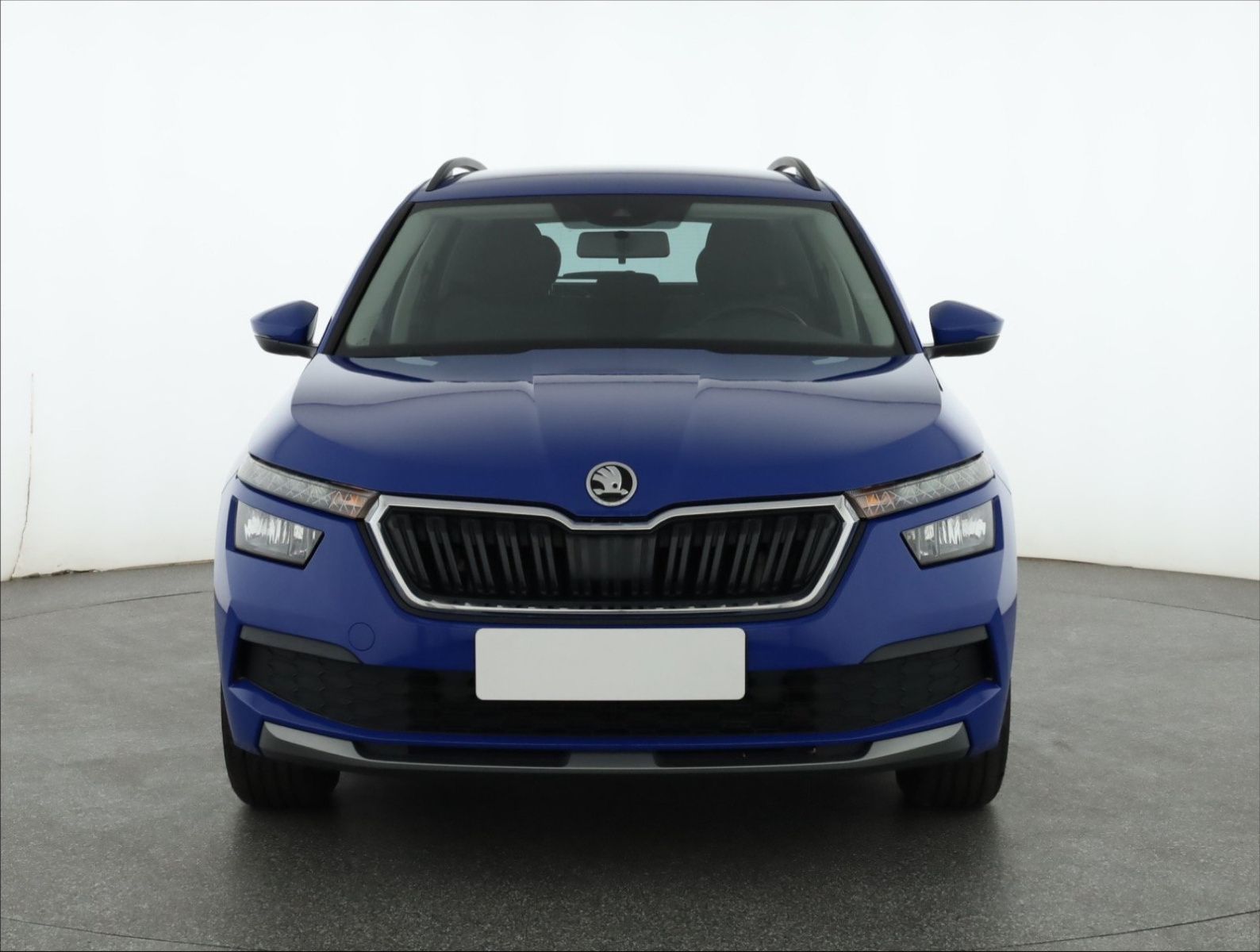 Škoda Kamiq, 1.0 TSI, Ambition, ČR,1.maj - fotka 2