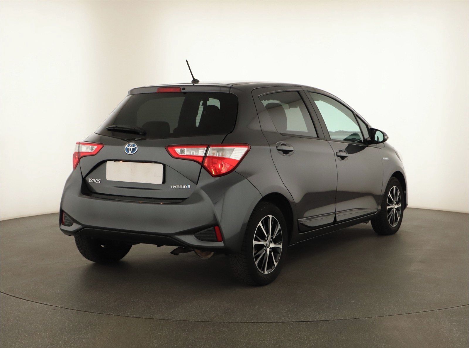 Toyota Yaris, 1.5 Hybrid, Automat - fotka 5