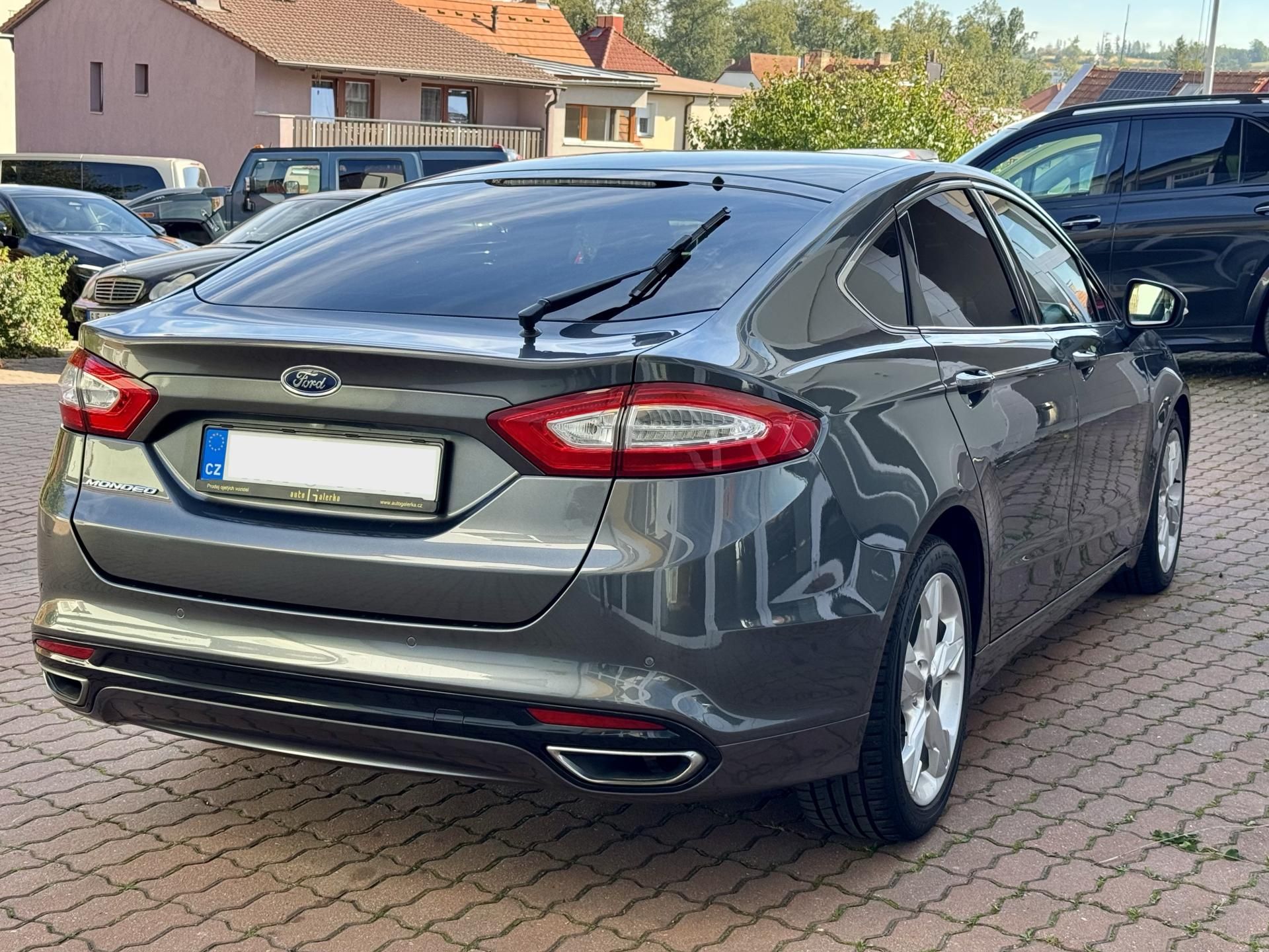 Ford Mondeo, Titanium - fotka 5