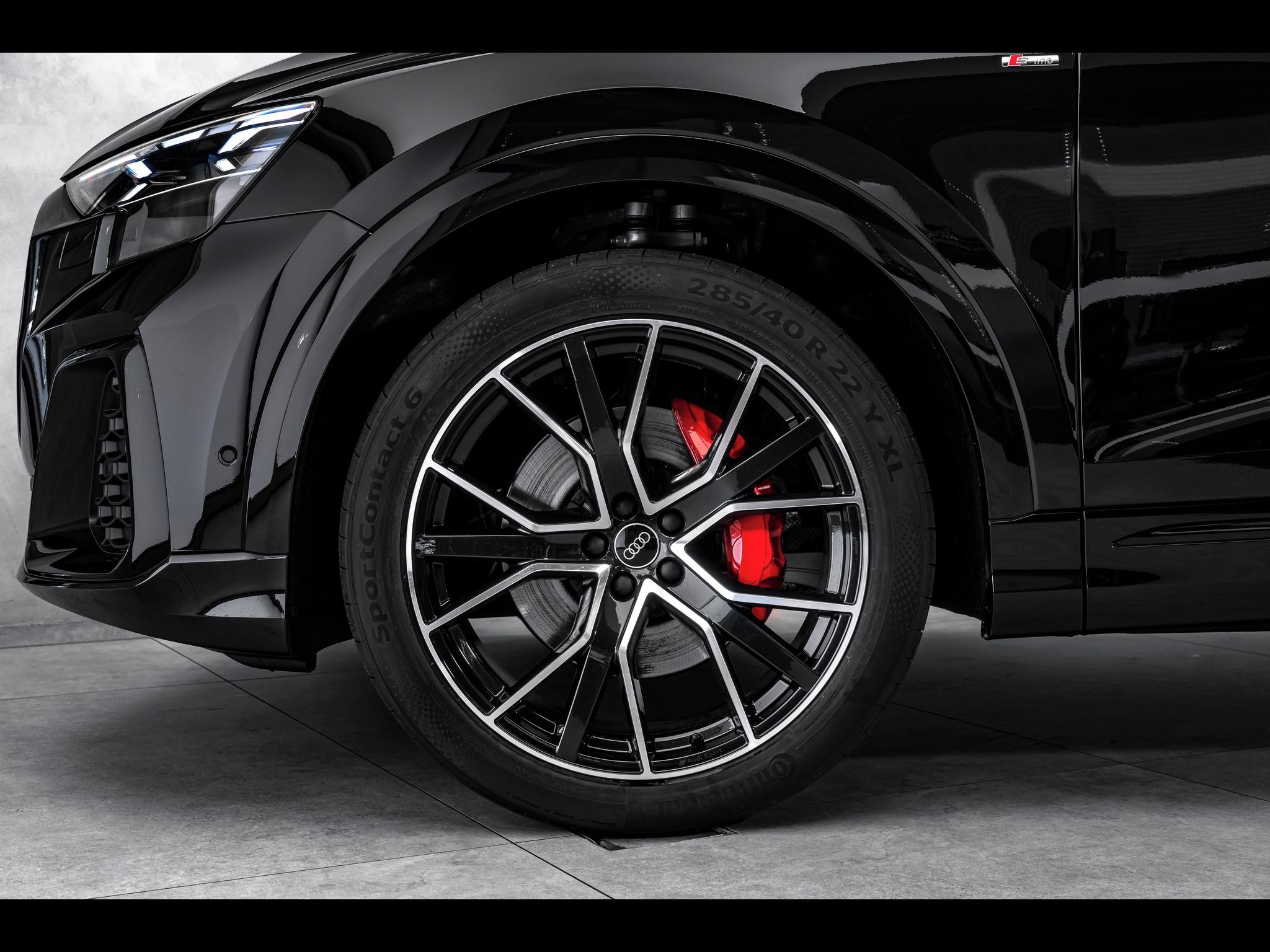 Audi Q8, 50TDI Sline Vzduch Laser Masáž - fotka 2