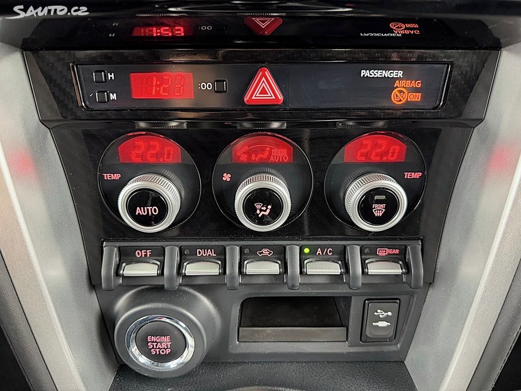 Subaru BRZ 2.0i 200ch Sport BVM / 1ère main / Alcantara-Cuir / Sièges chauffants / Keyless / Échappement sport