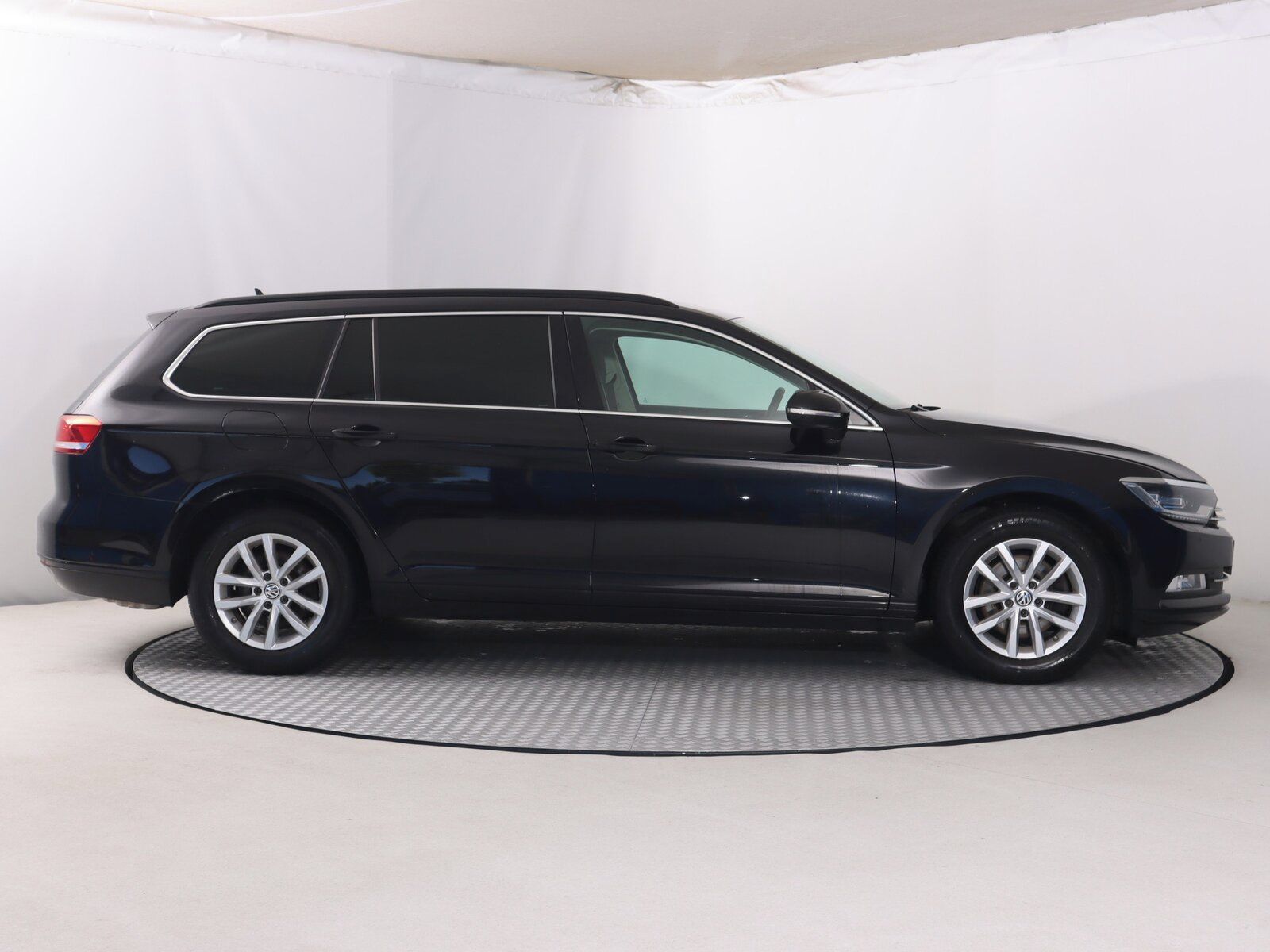 Volkswagen Passat, 1.4 TSI, Automat - fotka 6