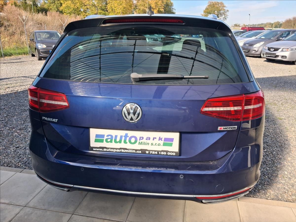 Volkswagen Passat, 2,0 R Line, Matrix,TZ, 4x4,CZ - fotka 6