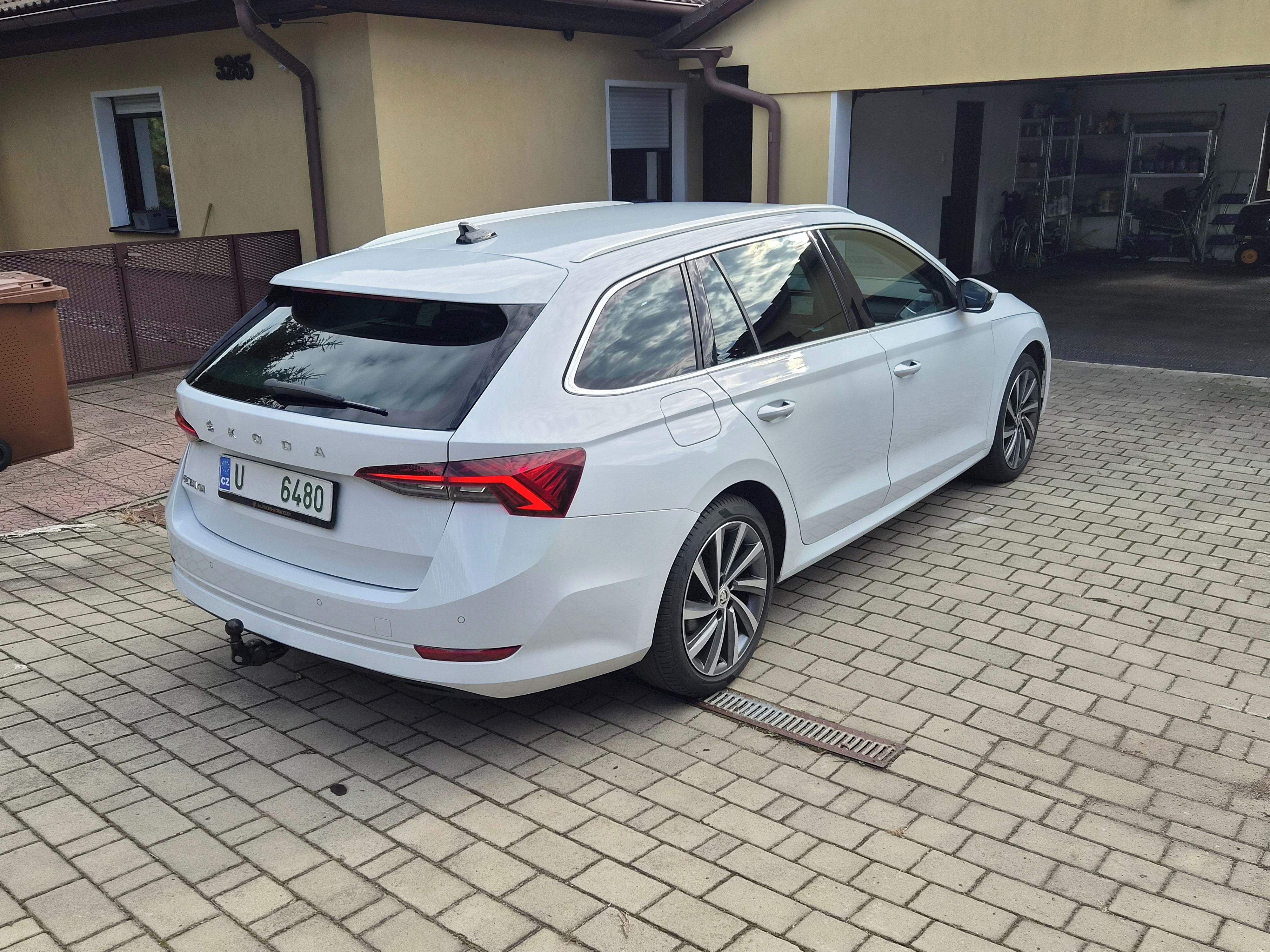 Škoda Octavia, 2,0TDi - fotka 4