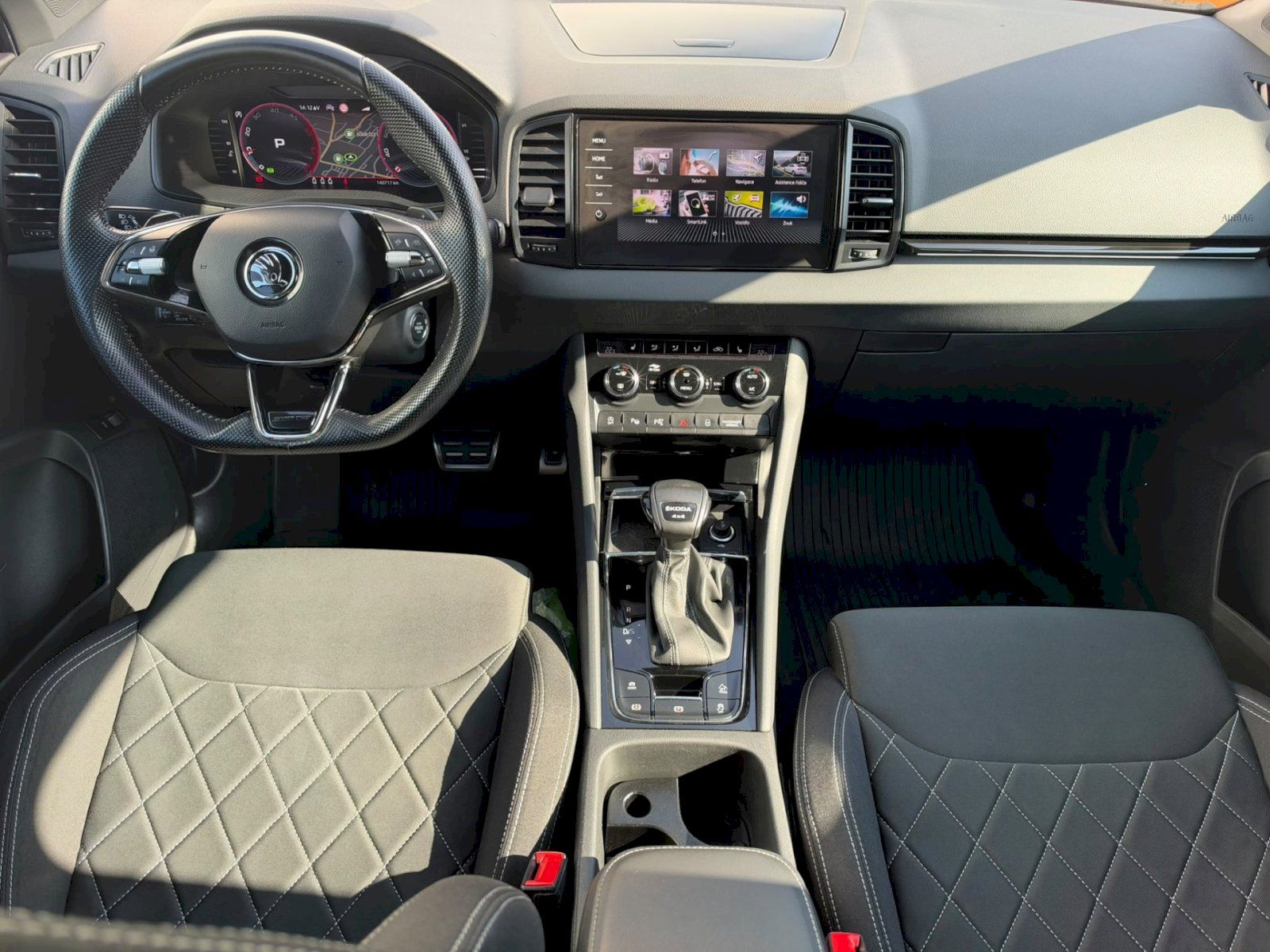 Škoda Karoq, SportLine 2,0 TDI 110 kW 4x4 7 - fotka 5