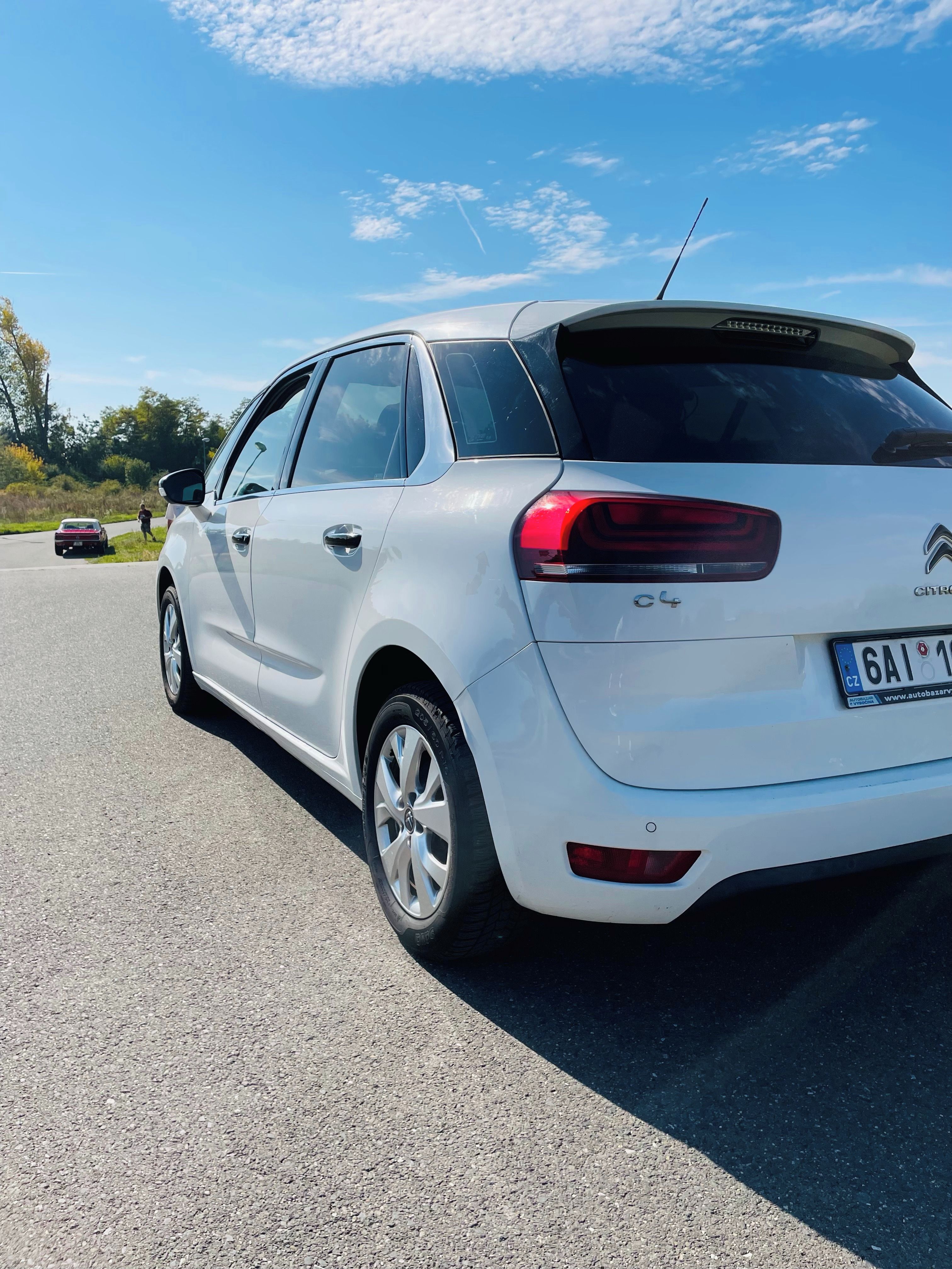 Citroën C4 Picasso, Citroën C4 Picasso 1.6 BlueHDi - fotka 4