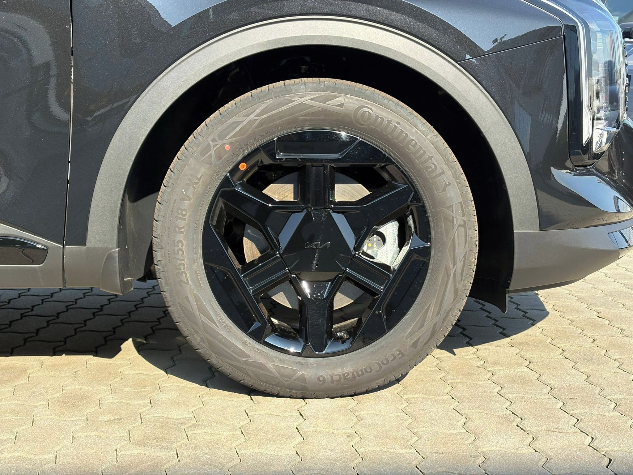 Kia Sportage, 1,6 T-GDi GPF 4x2 7DCT BLACK - fotka 4