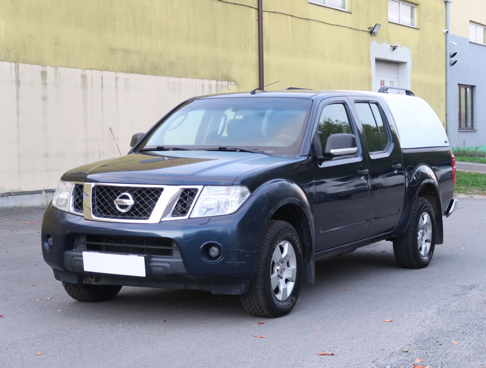 Nissan Navara, 2.5 D, 4X4, Vyhř. sedaček - fotka 3