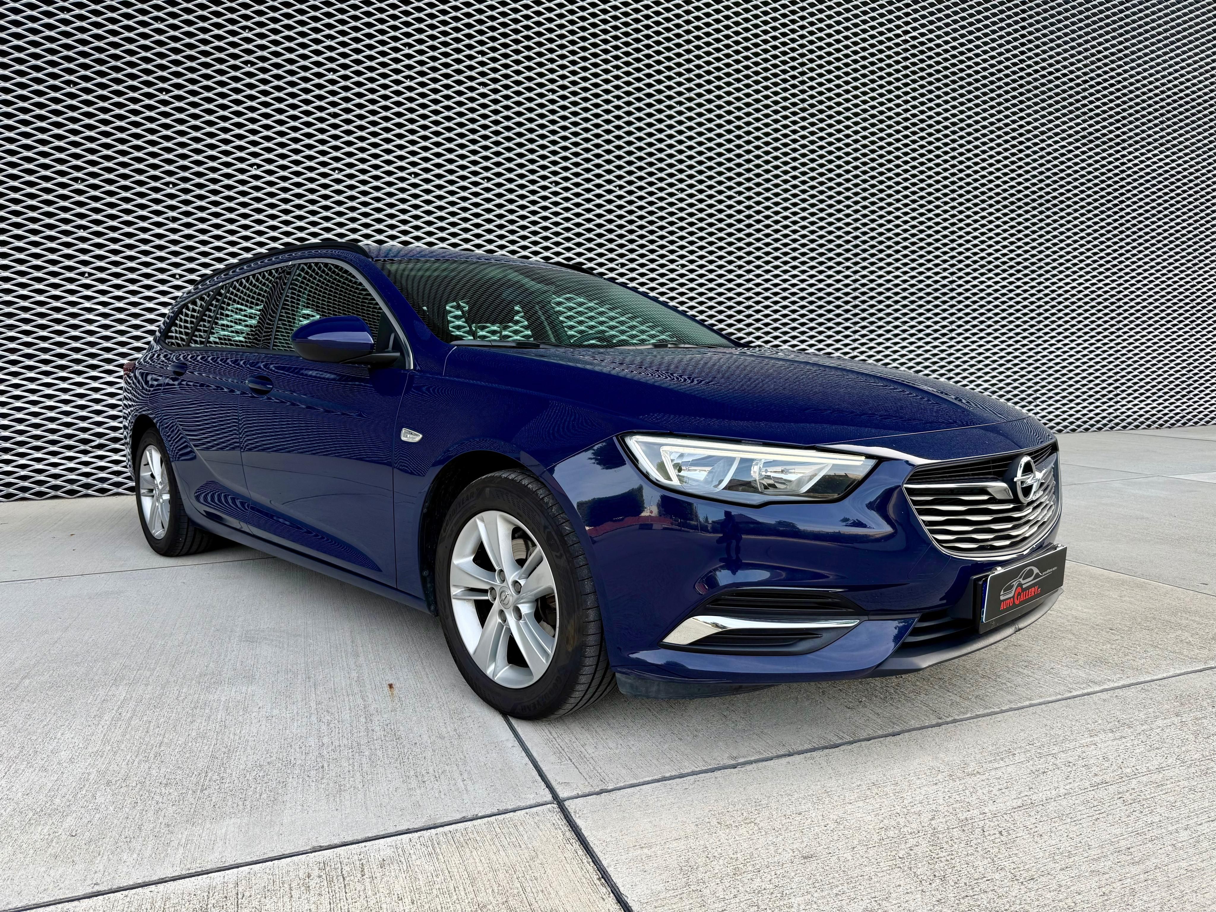 Opel Insignia, 1.5 Sports Tourer 103 kW - fotka 4