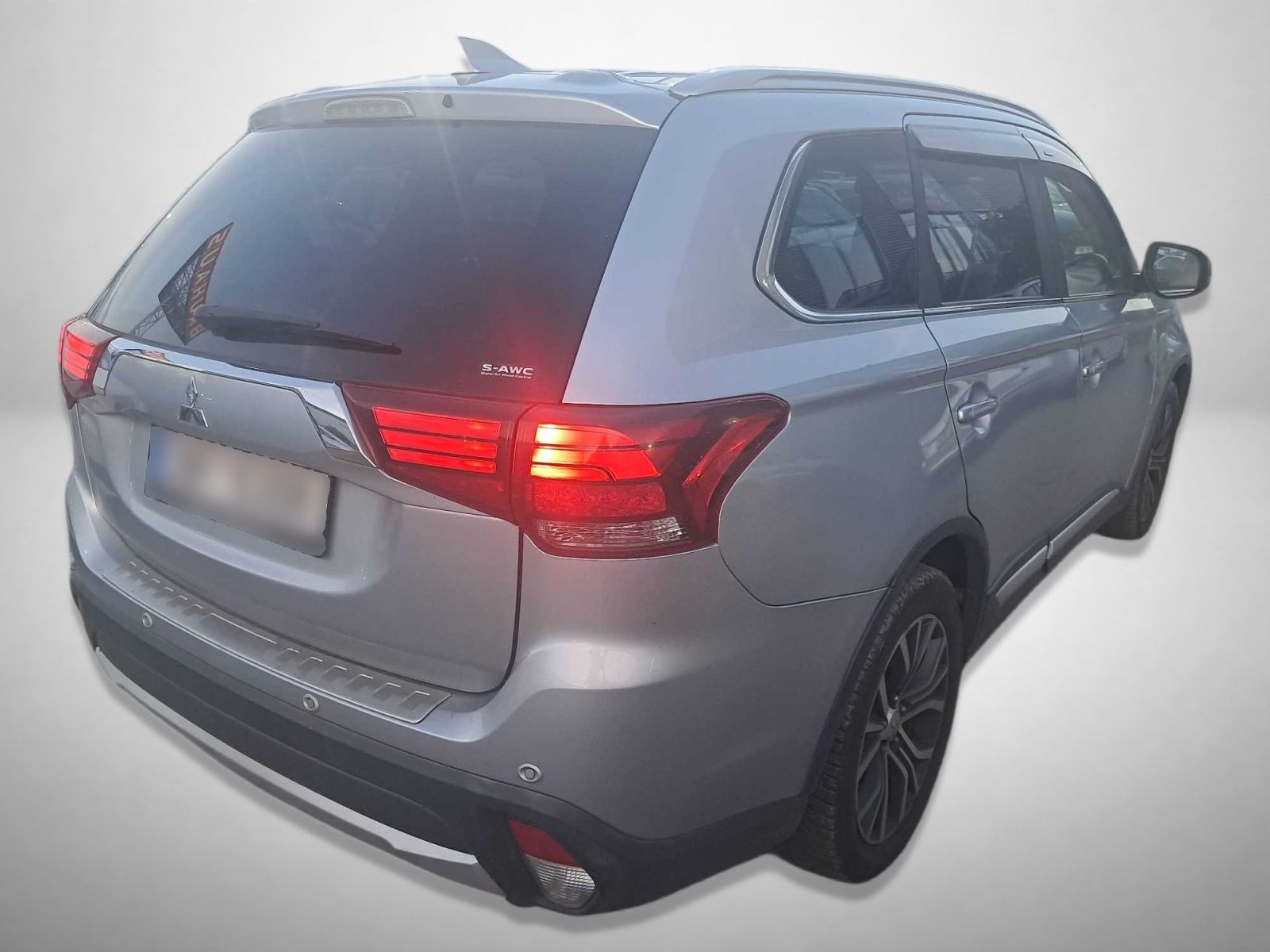 Mitsubishi Outlander, 2.2 DI-D, Instyle, 4X4 - fotka 2