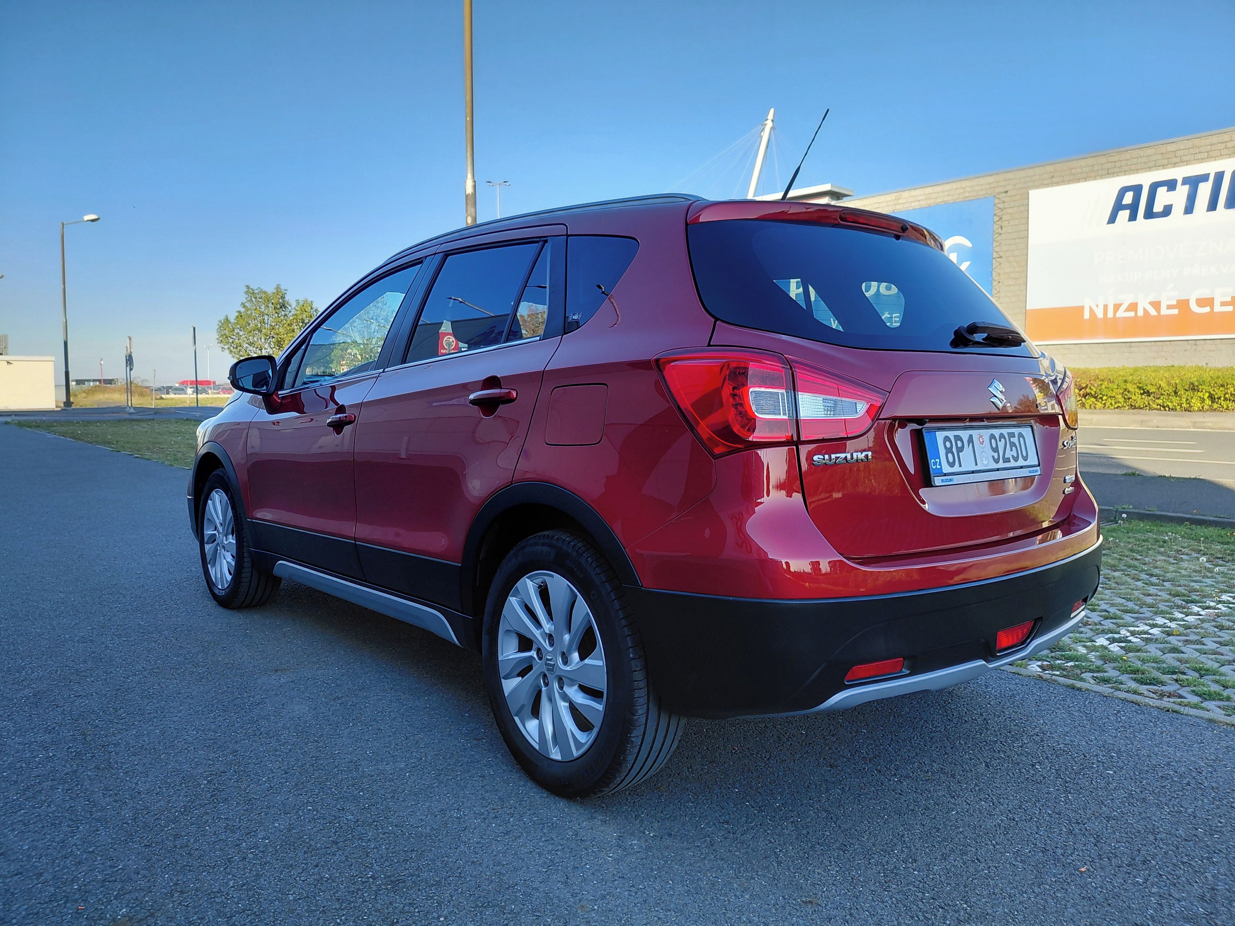 Suzuki SX4 - fotka 6